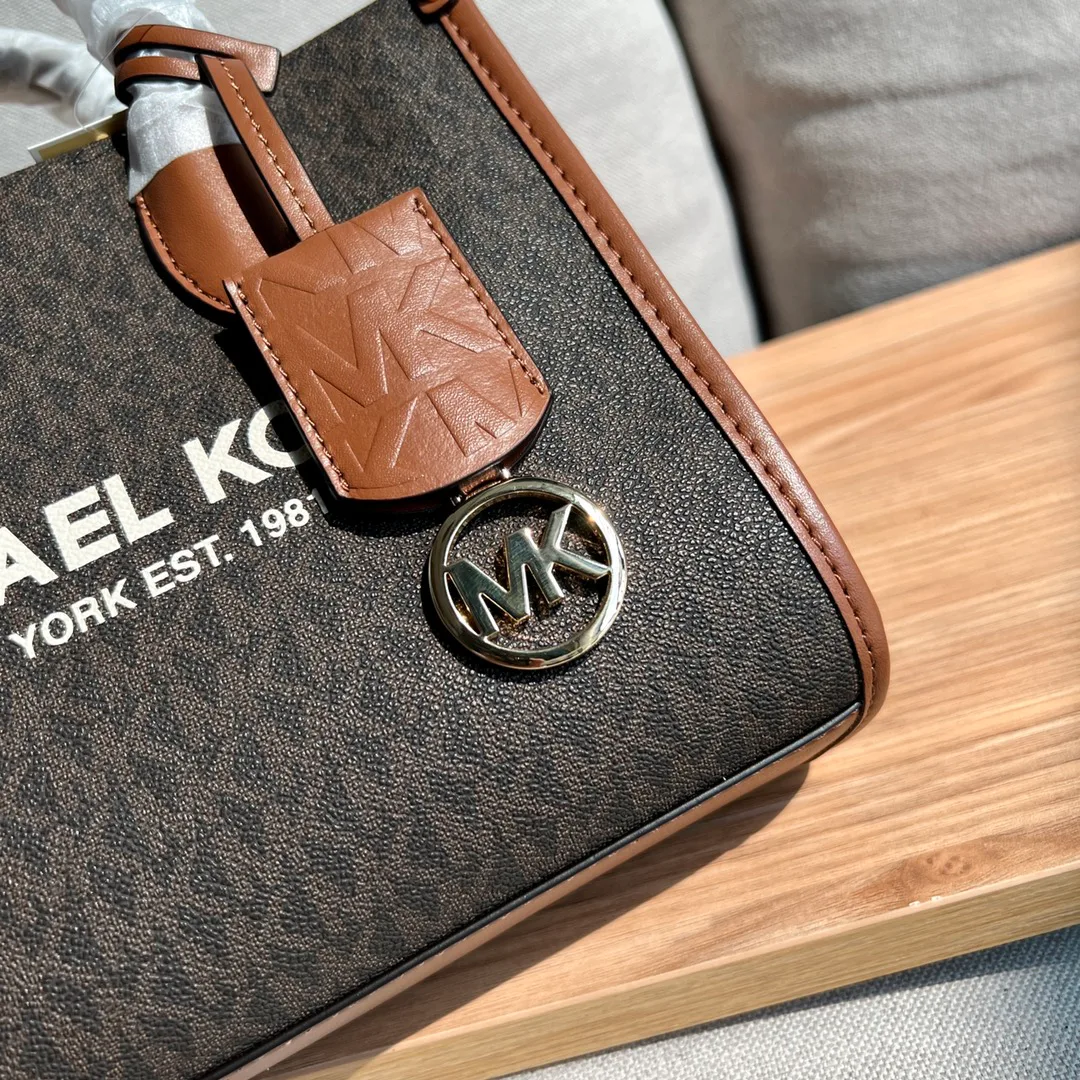 Сумки На Ремне Женские Michael Kors 803346