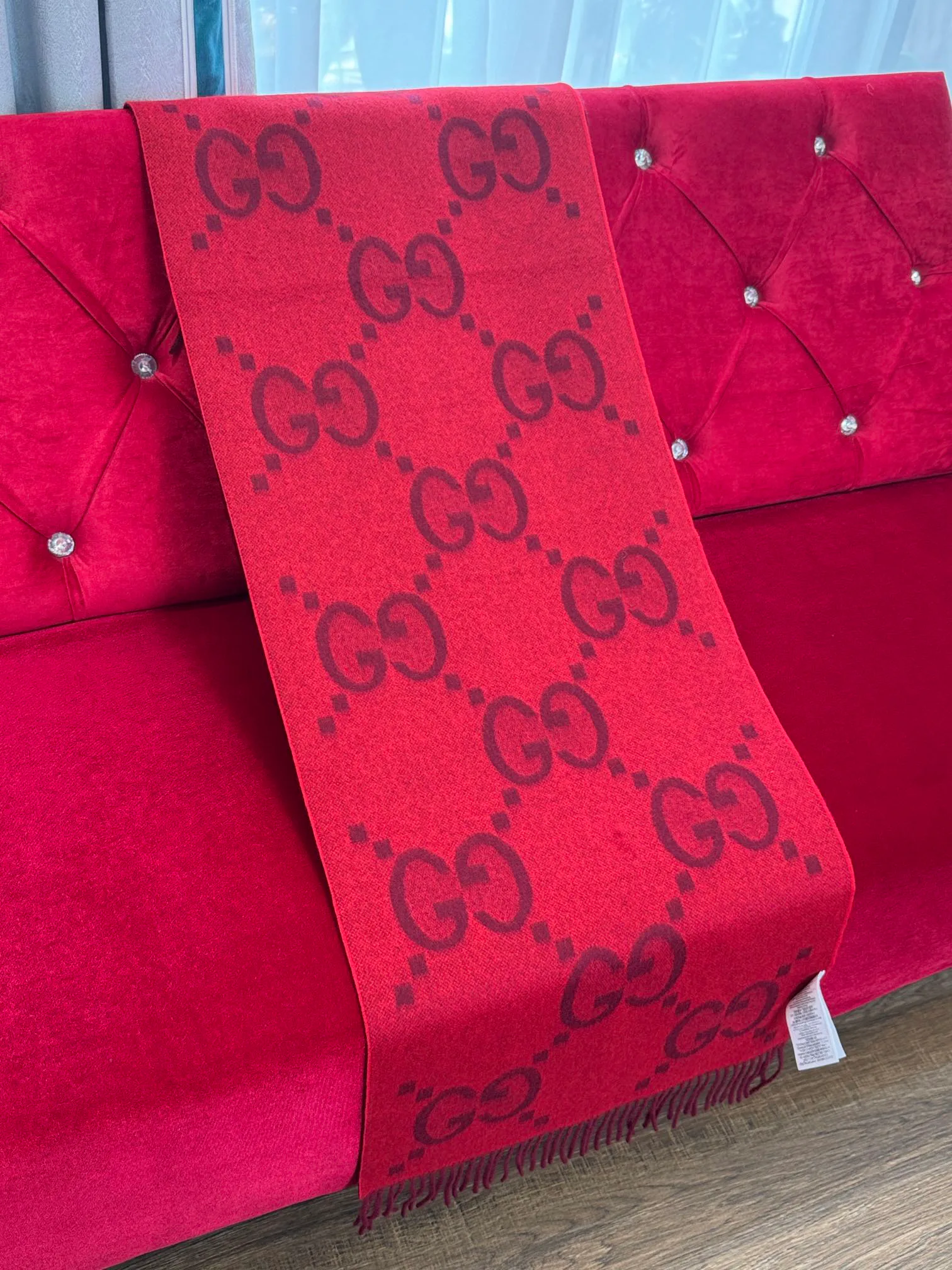 Шарфы Gucci 17935950