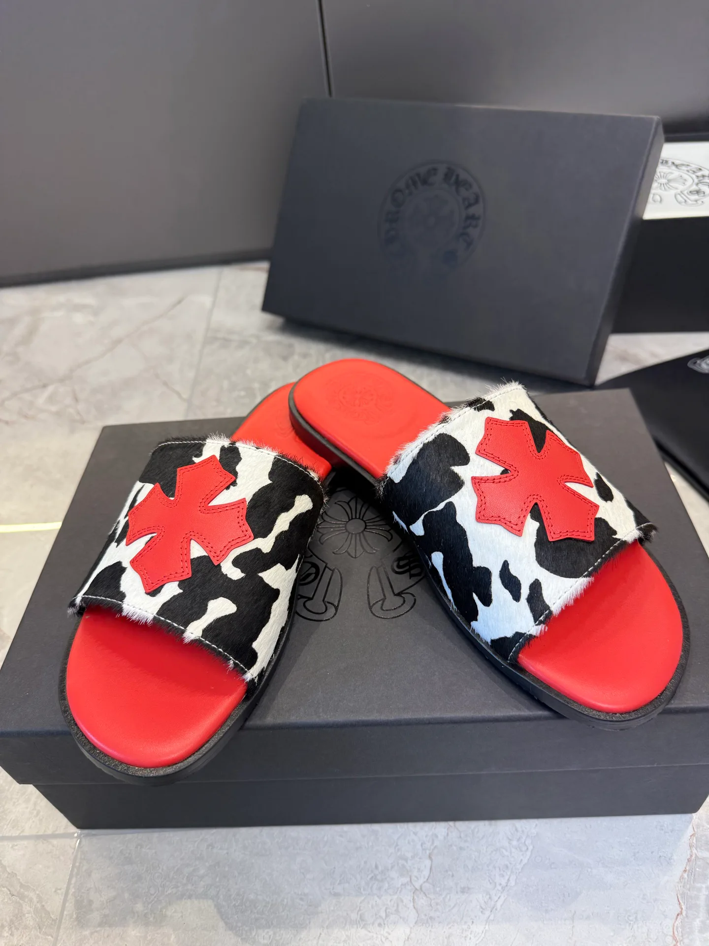 Шлепанцы Женские Chrome Hearts 1225357