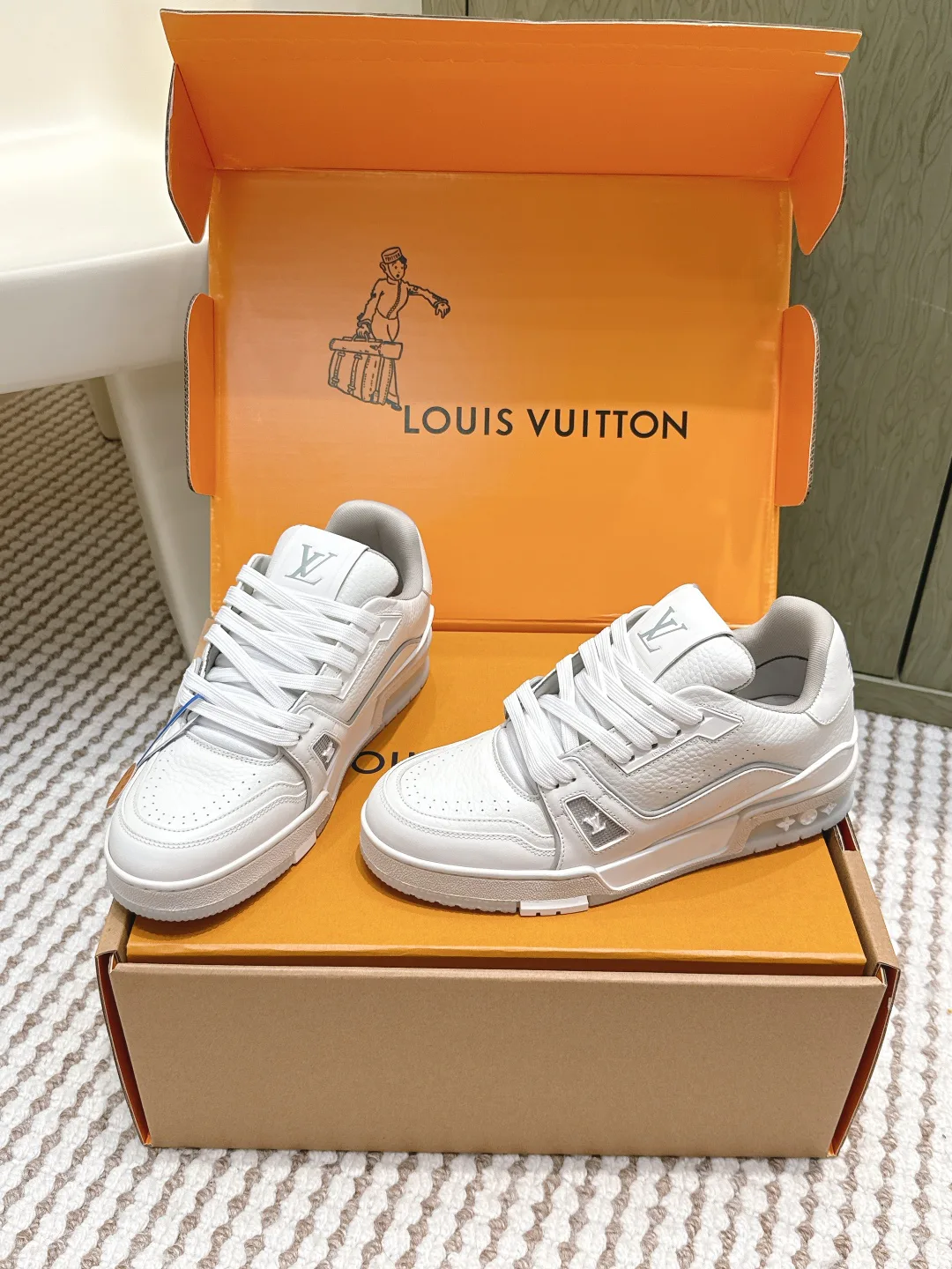 Кроссовки Женские Louis Vuitton 200729