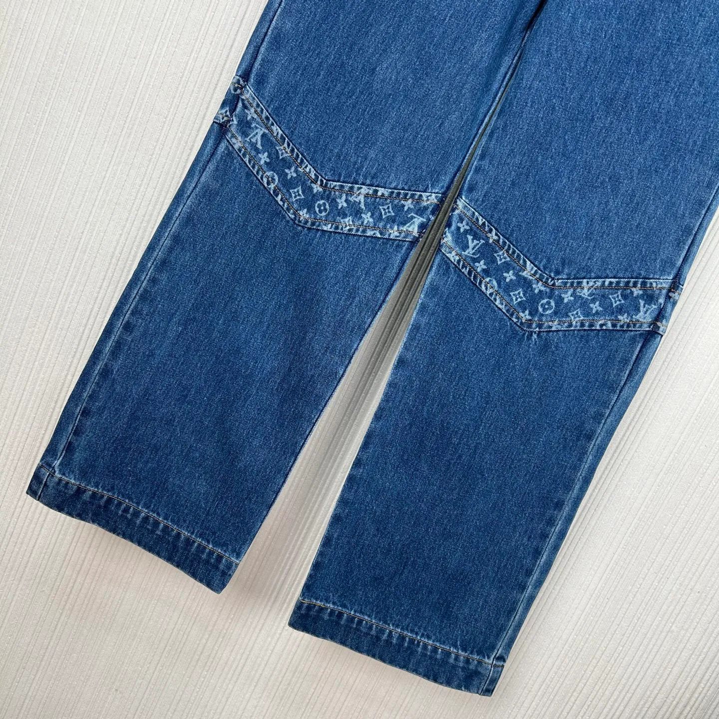 Джинсы Женские Louis Vuitton 550700