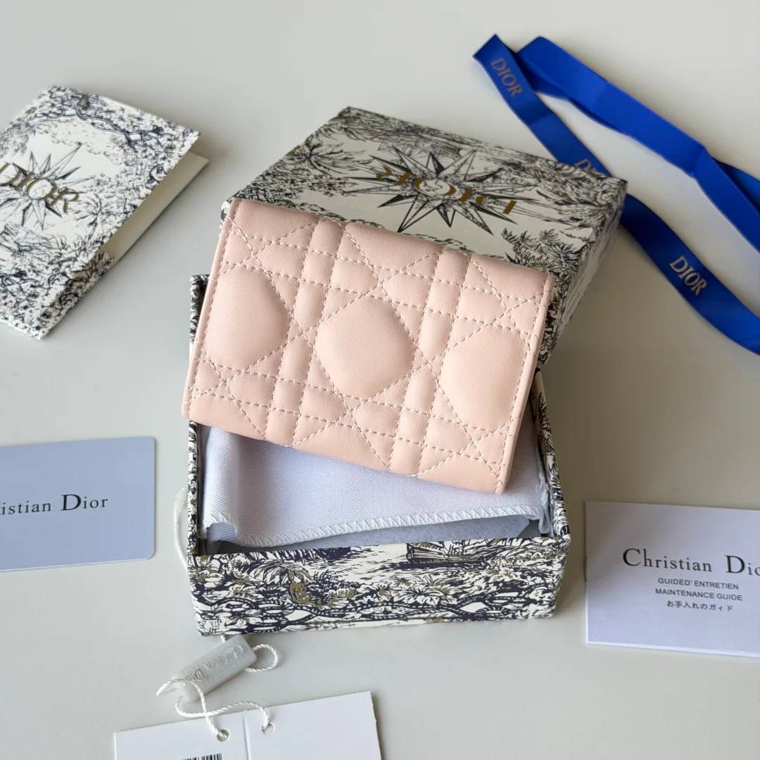 Клатчи Женские Christian Dior 18493009