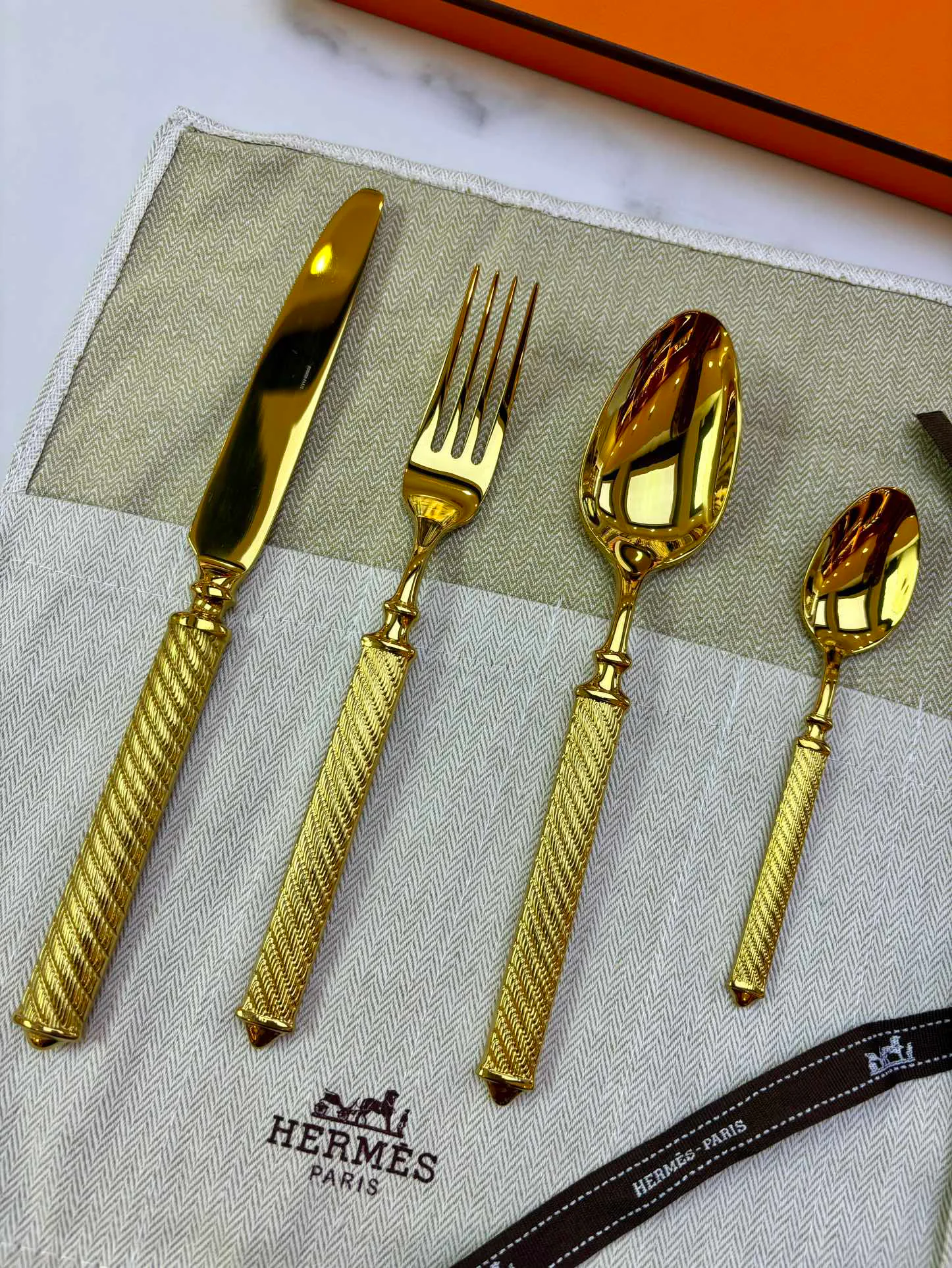 Посуда Hermes 380189