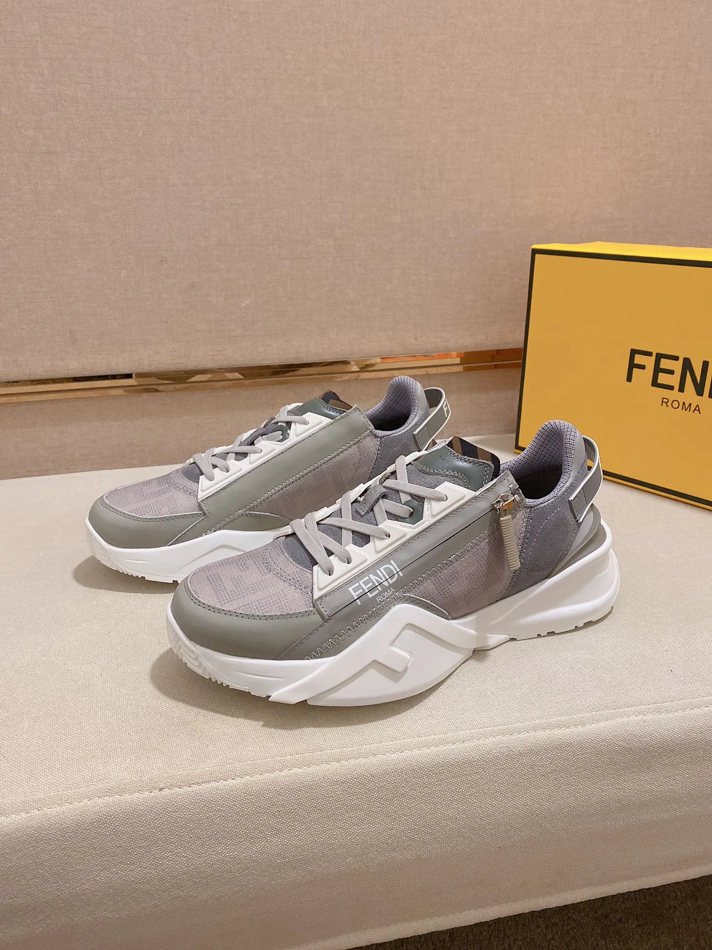 Кроссовки Мужские Fendi 77555