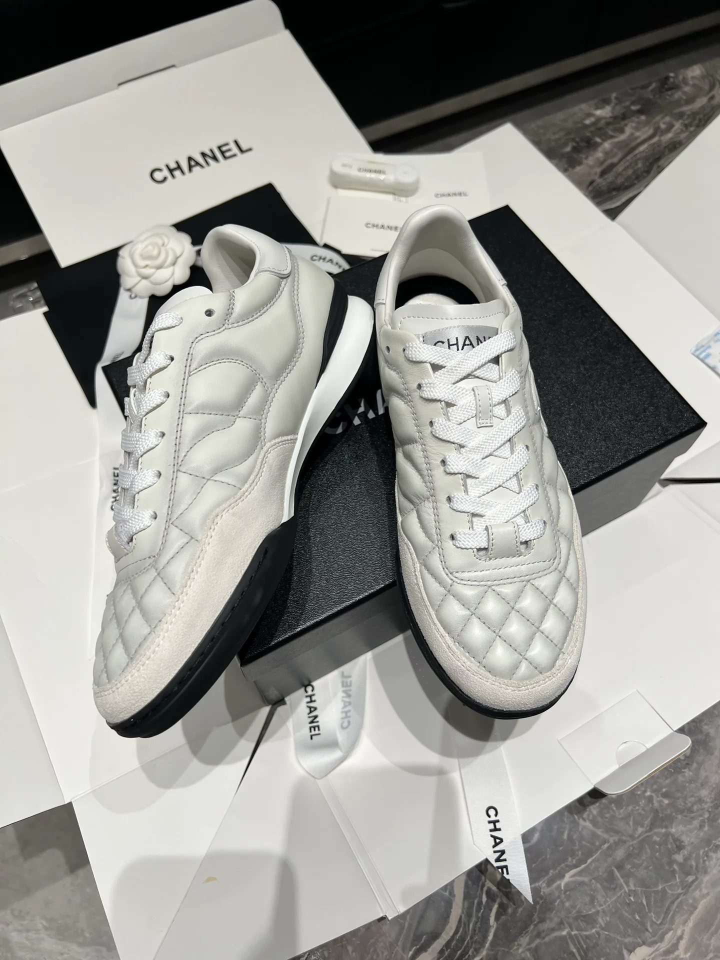 Кроссовки Женские Chanel 408314