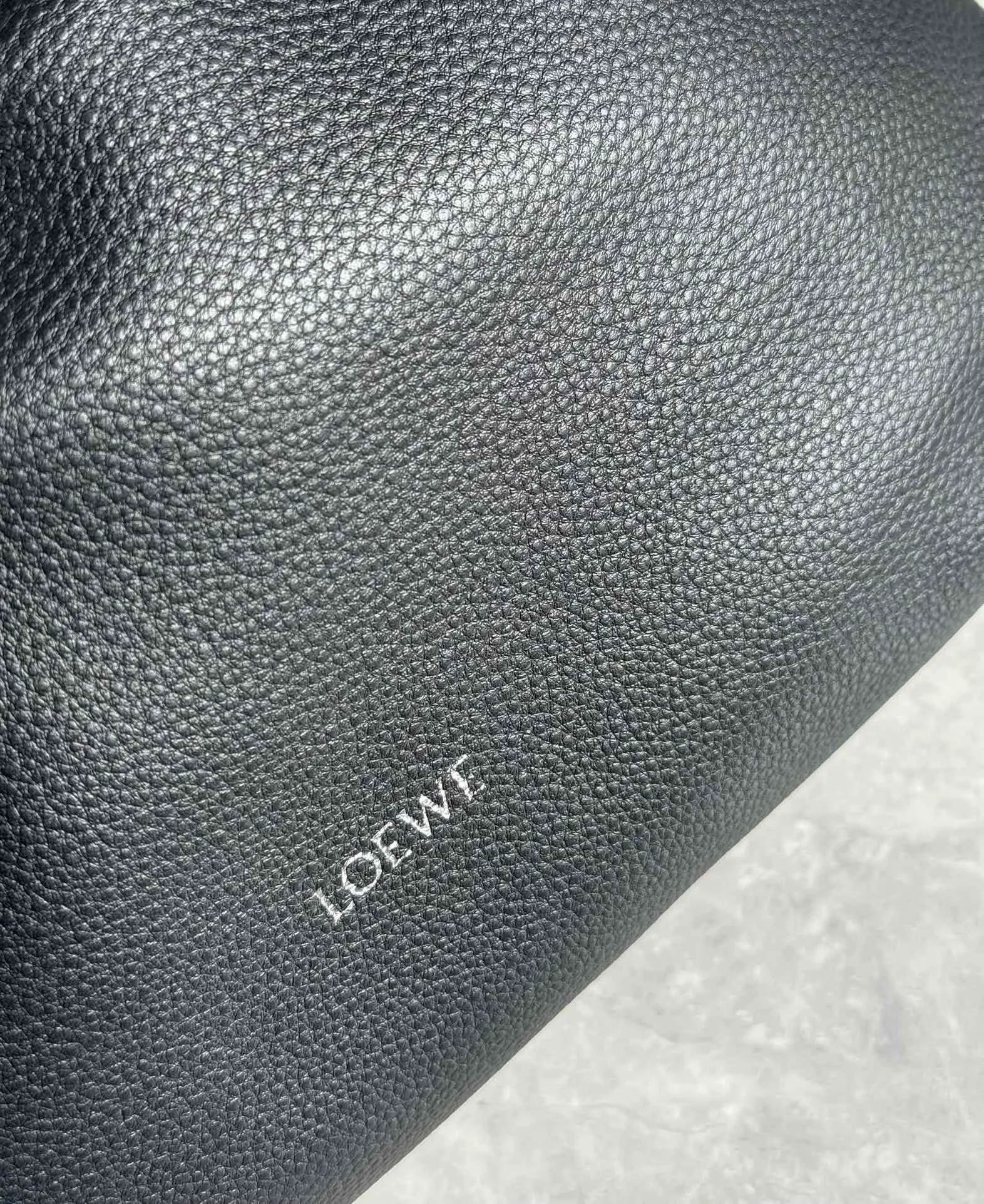 Классические Сумки Женские Loewe 11402829