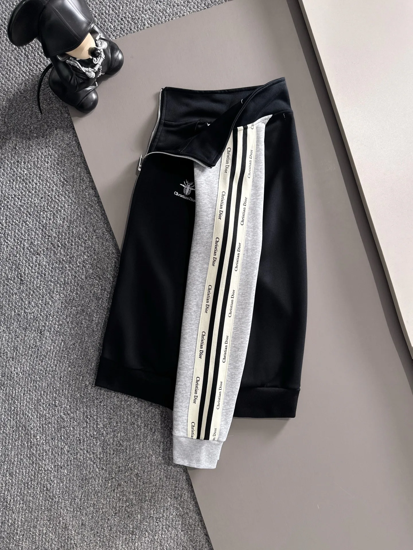 Костюмы Мужские Christian Dior 235424