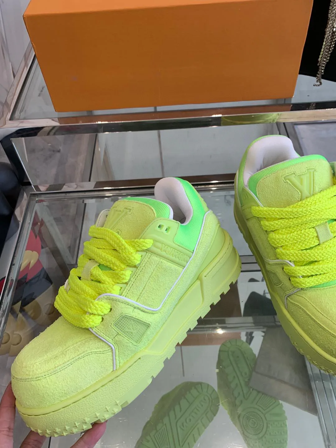 Кроссовки Женские Louis Vuitton 155169