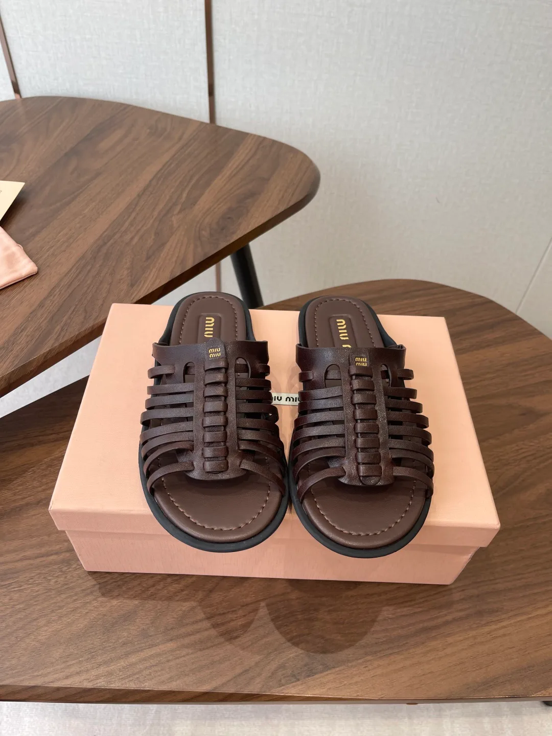 Шлепанцы Женские Miu Miu 12240269