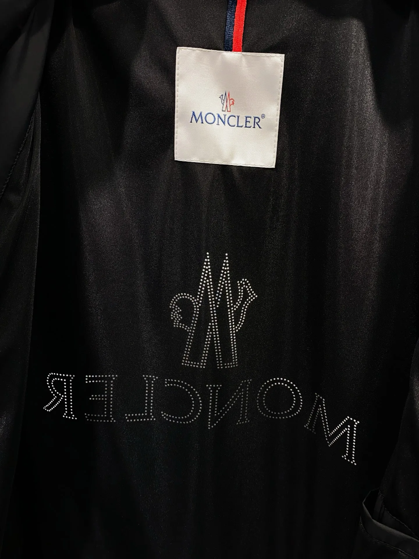 Куртки И Пуховики Мужские Moncler 12729712