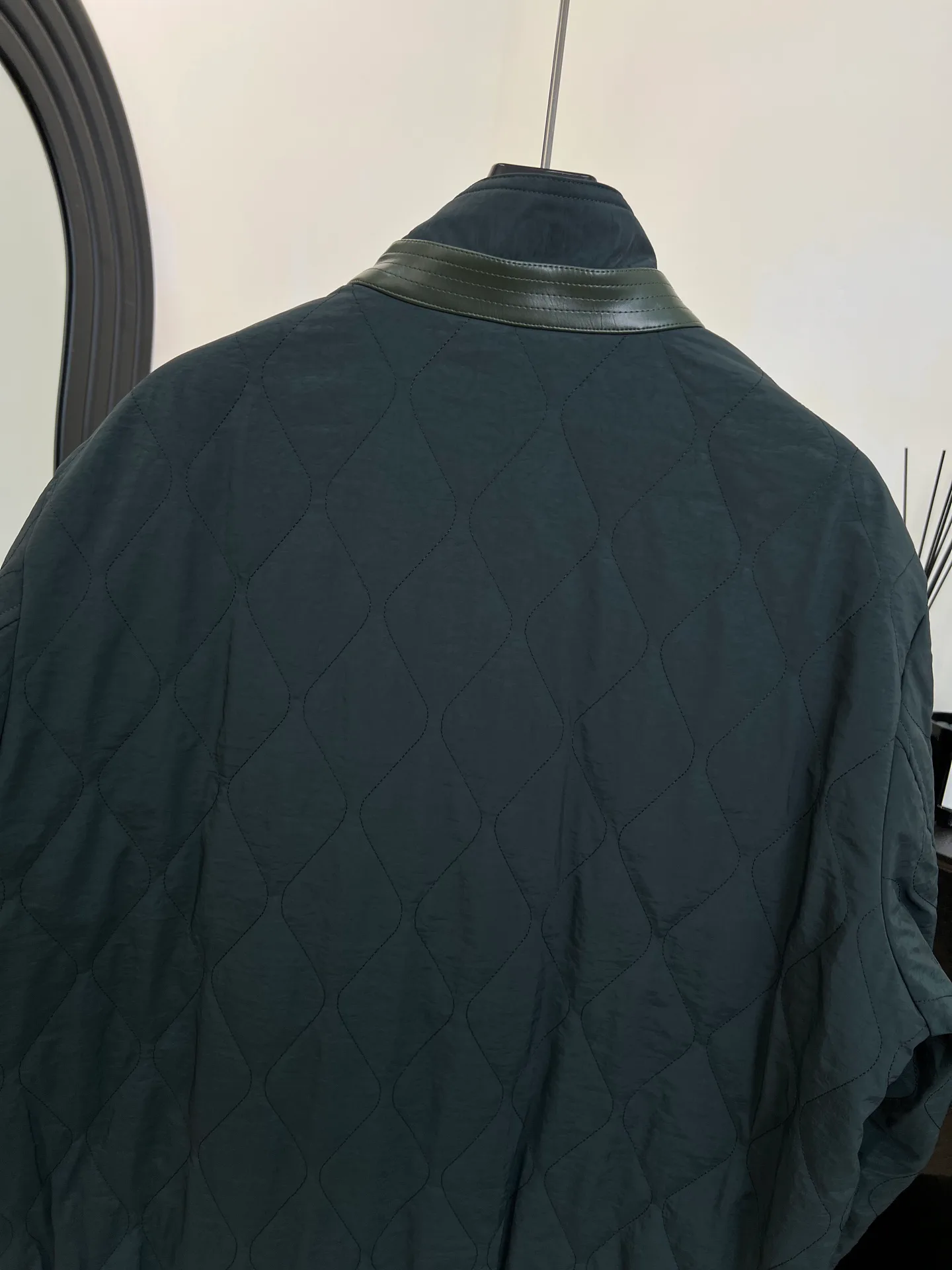 Куртки И Пуховики Мужские Tom Ford 240401