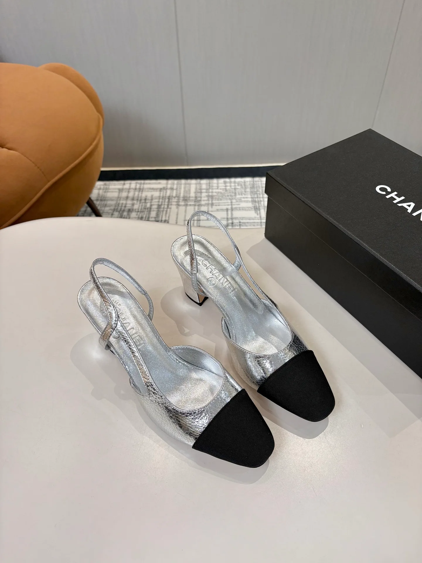 Босоножки Женские Chanel 11434324