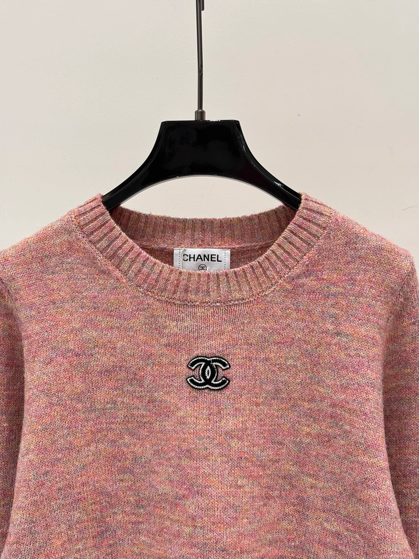 Джемперы И Свитеры Женские Chanel 17932552