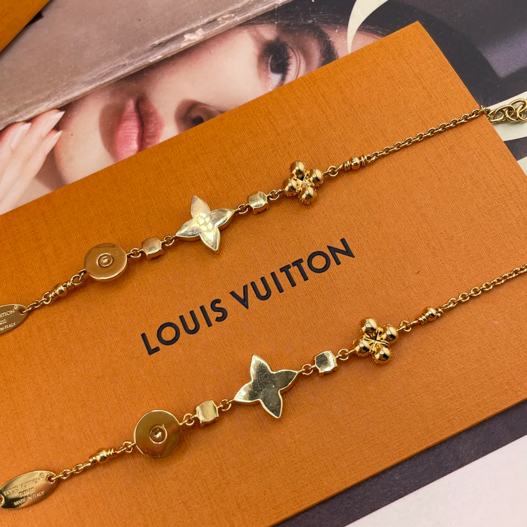 Бижутерия Louis Vuitton 18441628
