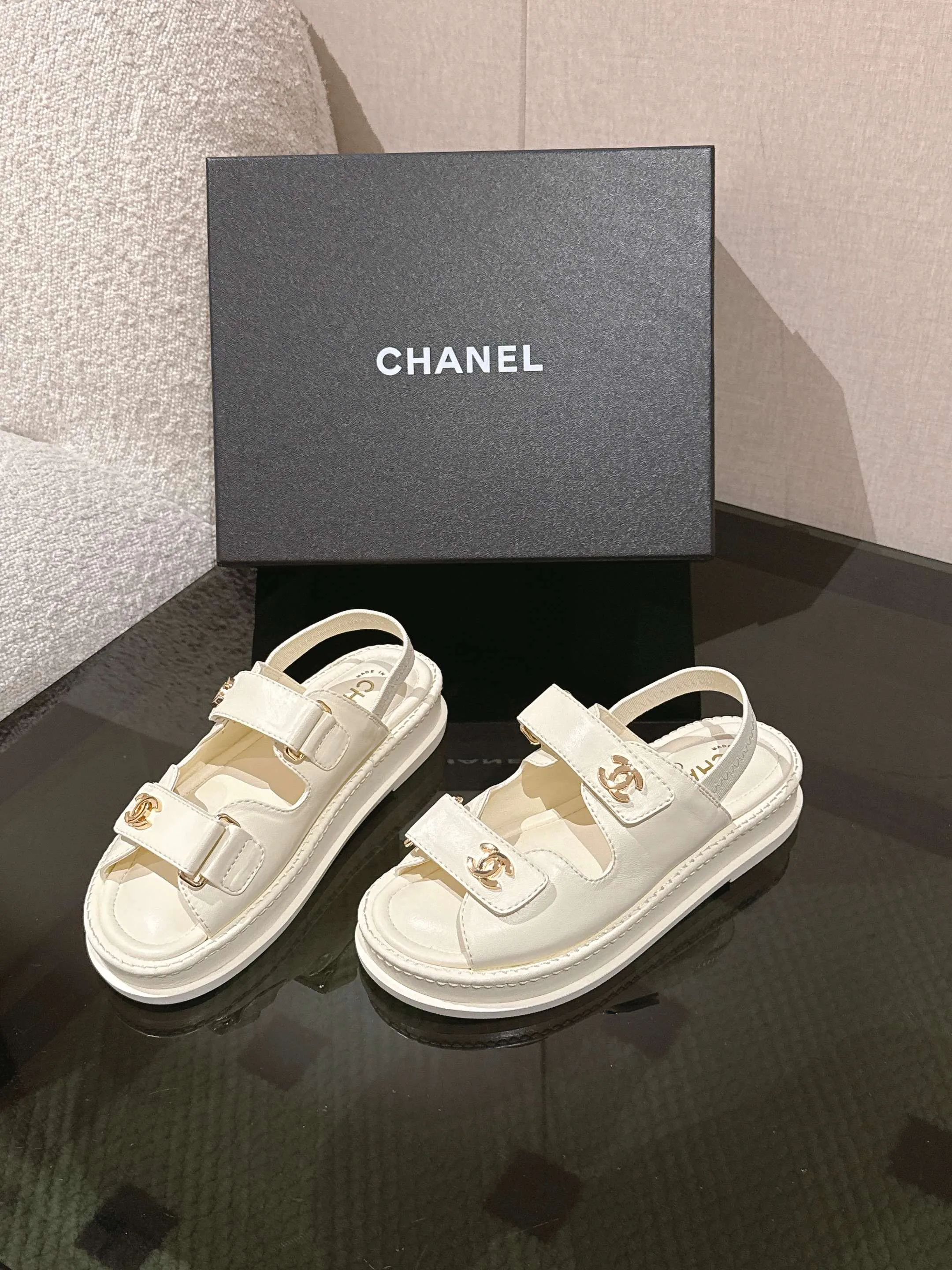 Сандалии Женские Chanel 13571420