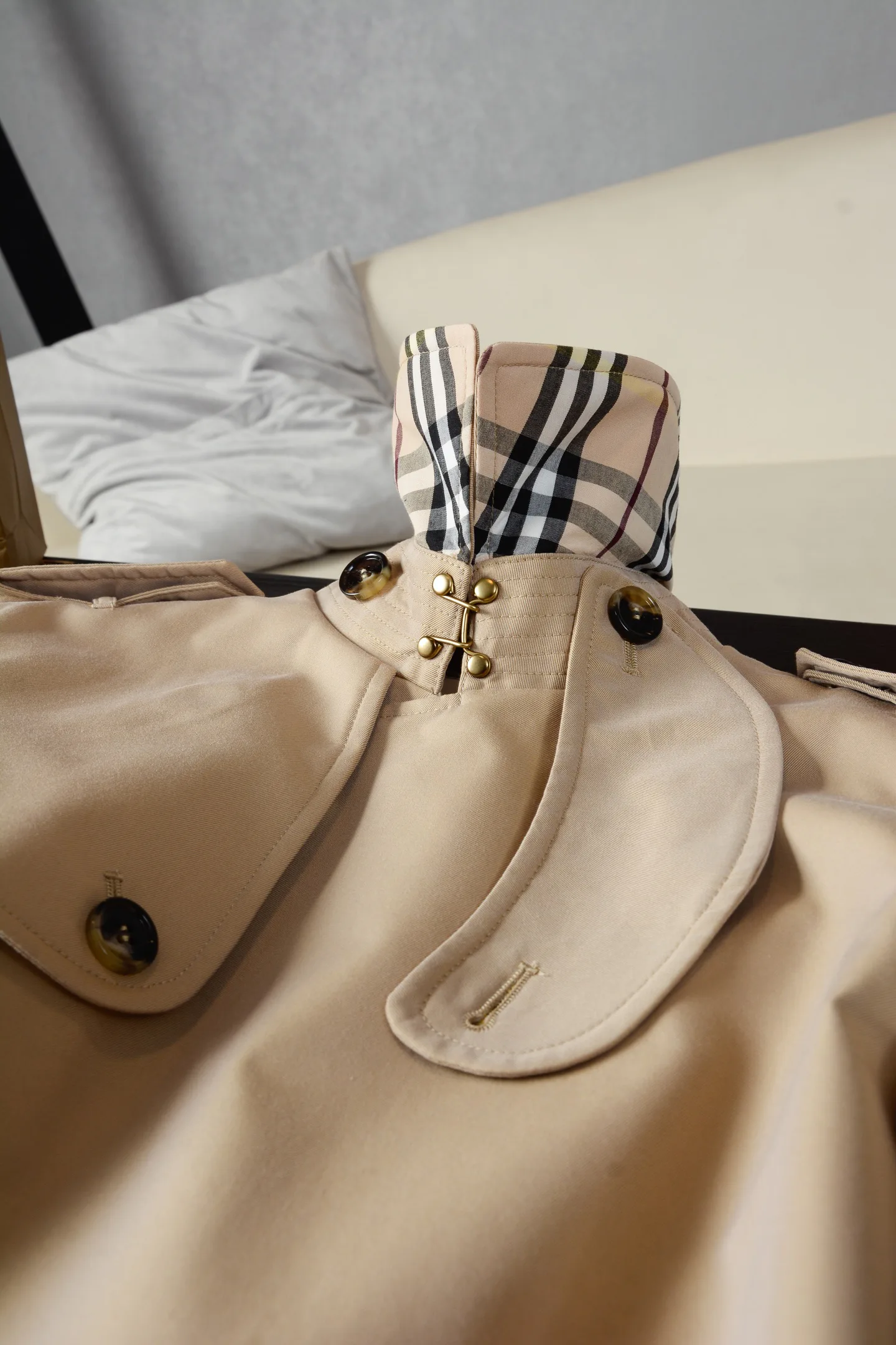 Тренчи Женские Burberry 18512893