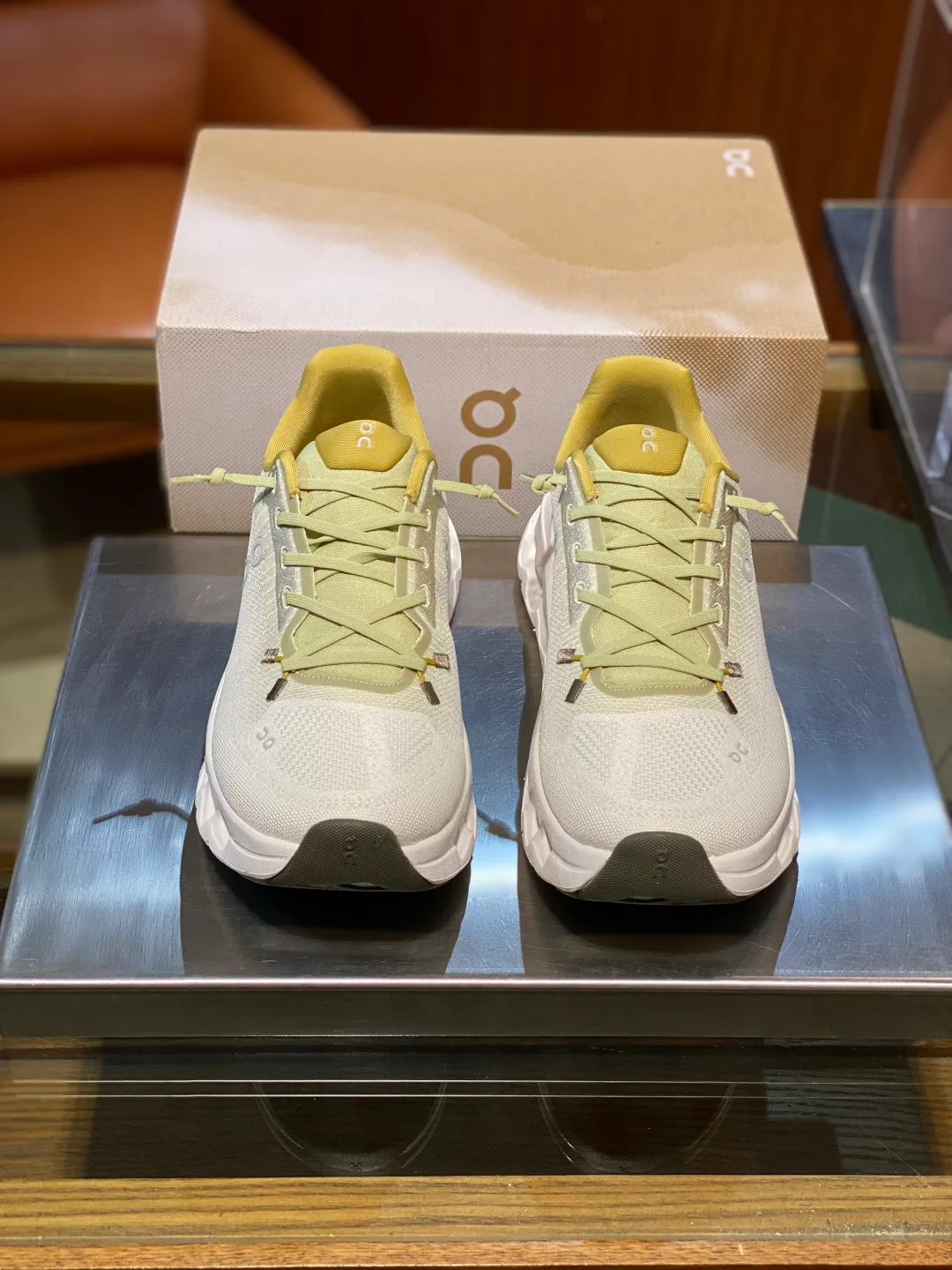 Кроссовки Женские Loewe 11517924