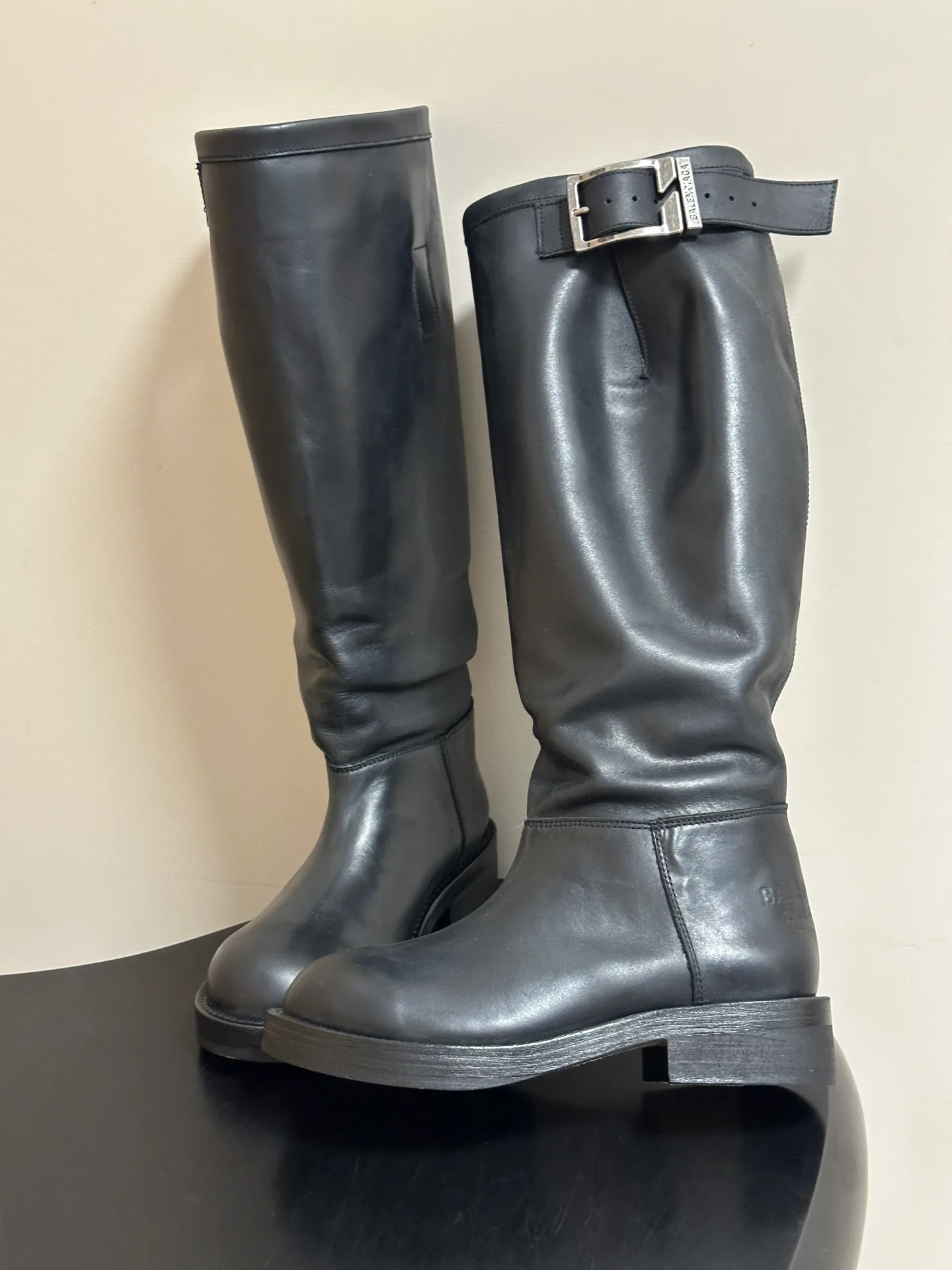 Сапоги Женские Balenciaga 19760507
