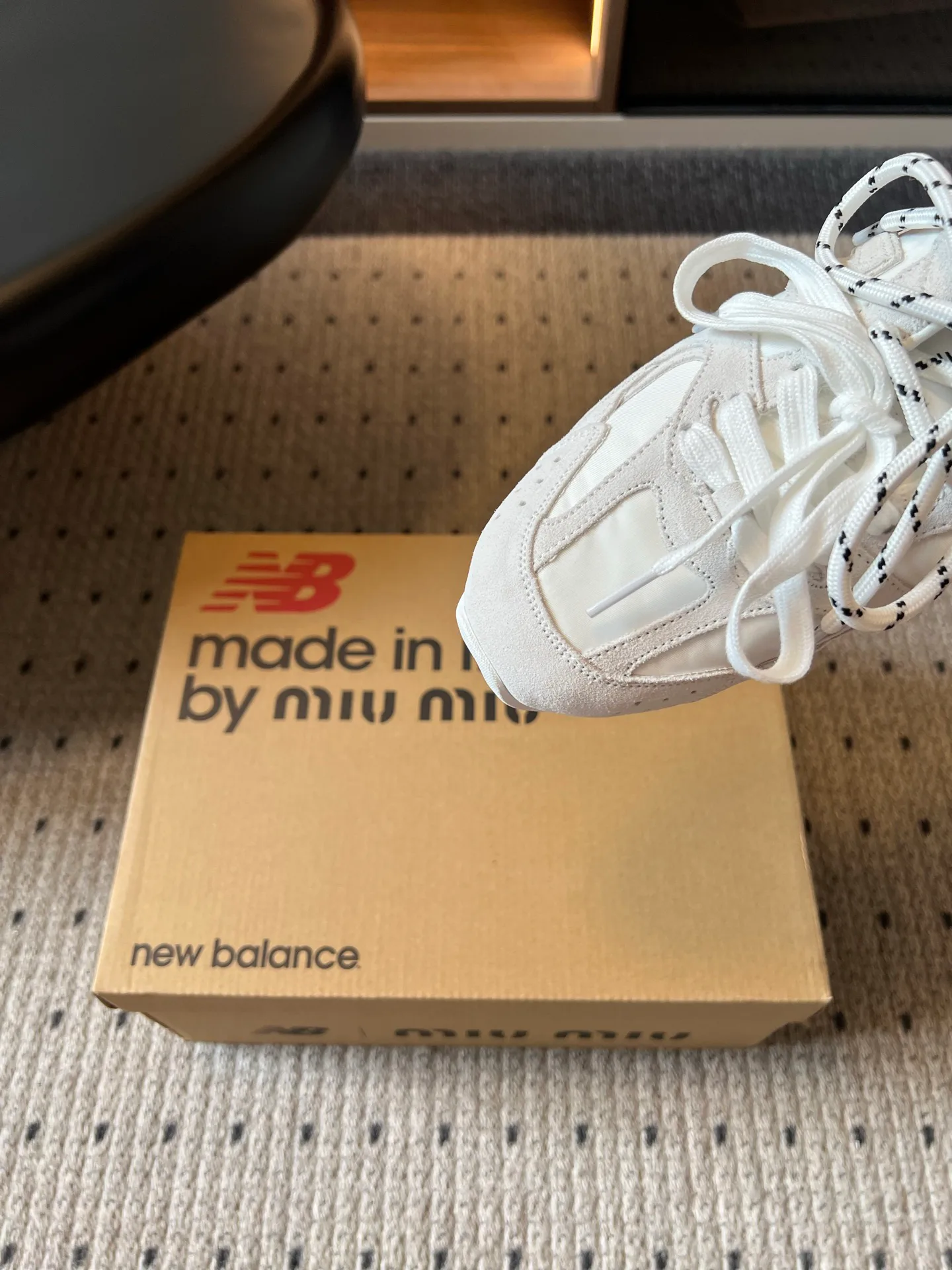 Кроссовки Женские Miu Miu 17419399