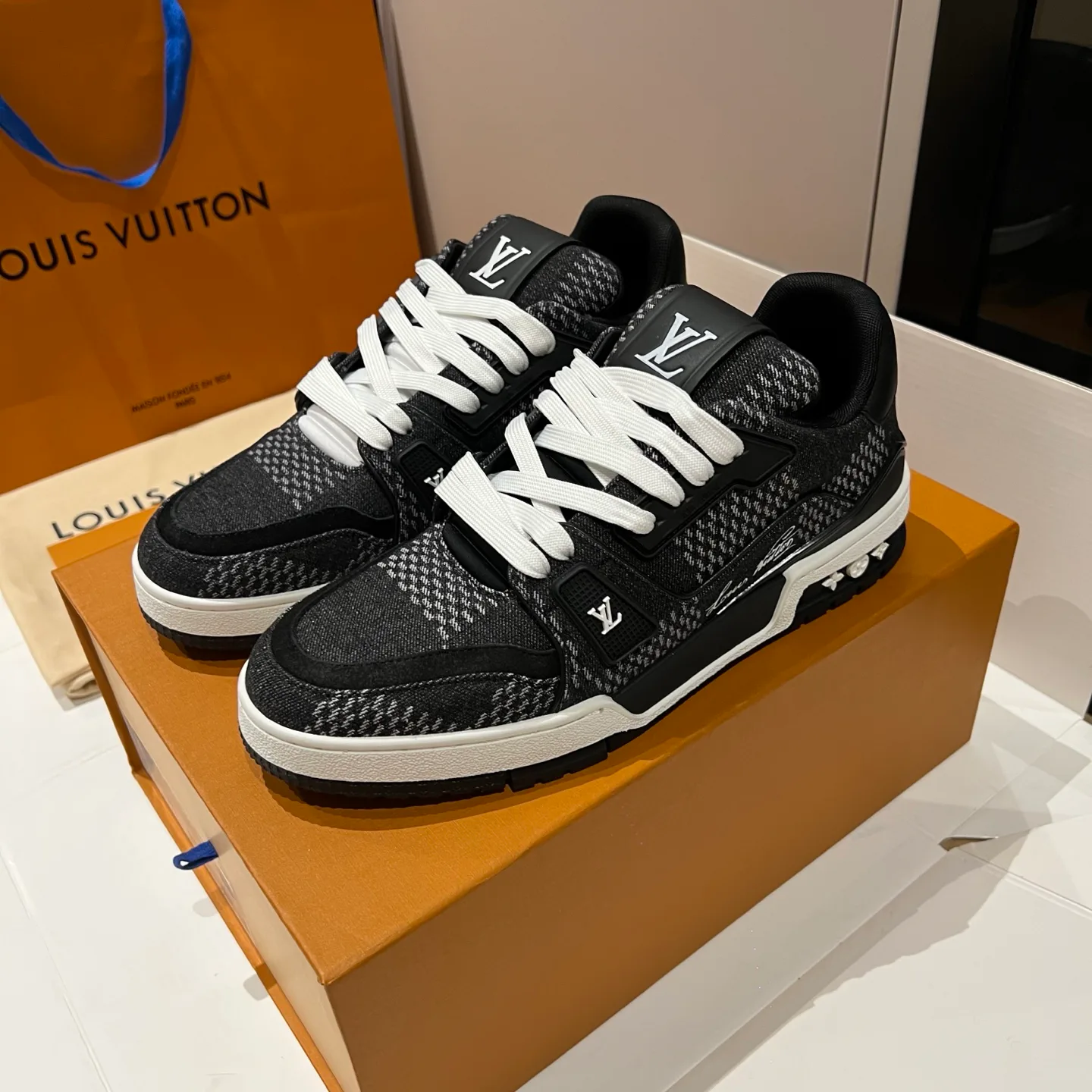 Кроссовки Женские Louis Vuitton 357918