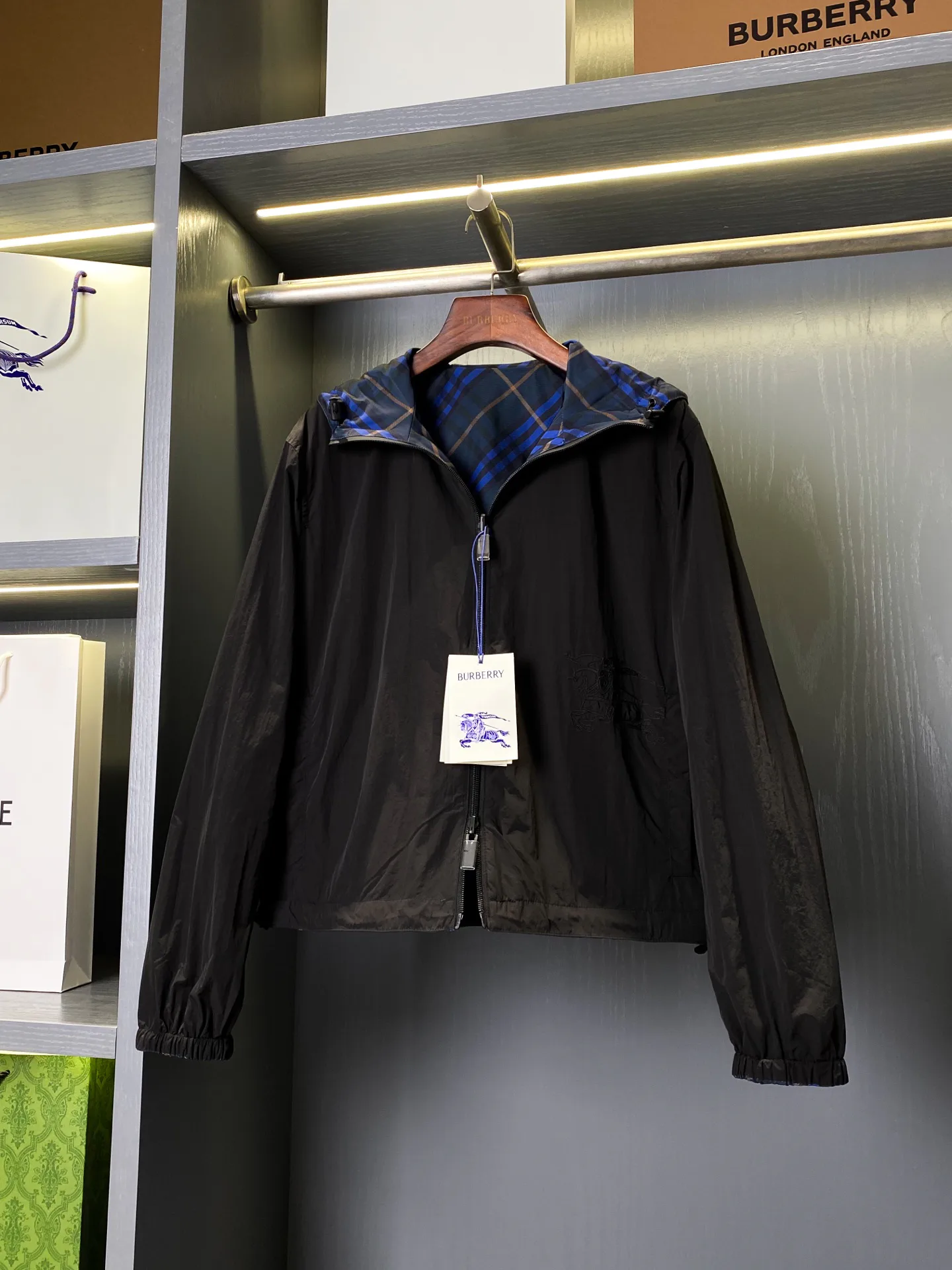 Куртки И Пуховики Мужские Burberry 13433001