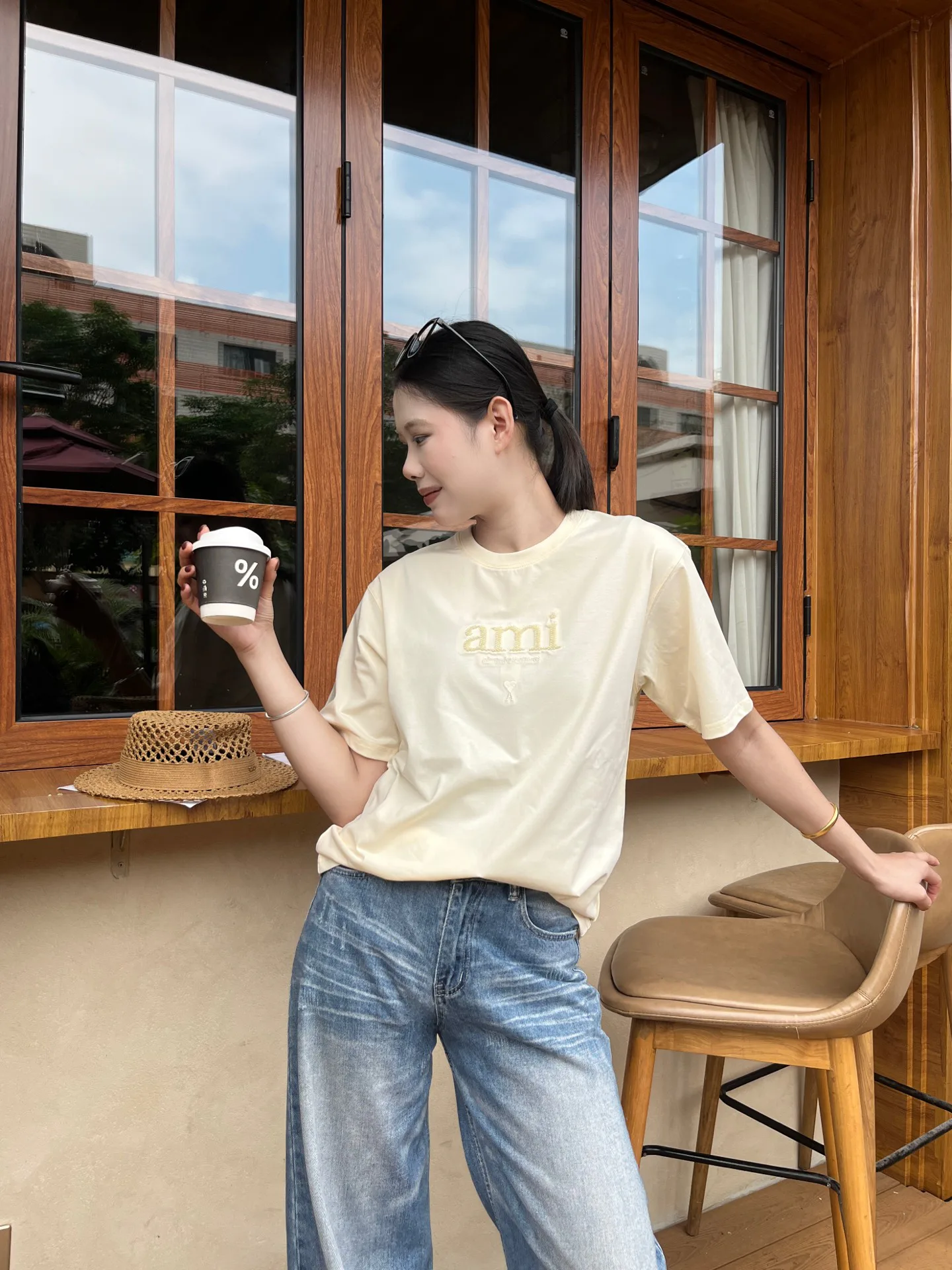 Футболки Женские Ami Paris 13405188