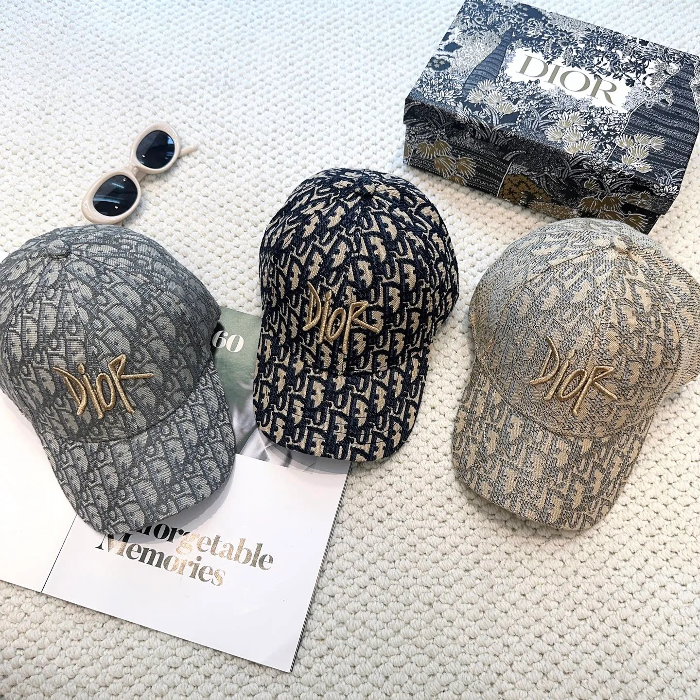 Головные Уборы Christian Dior 10776531