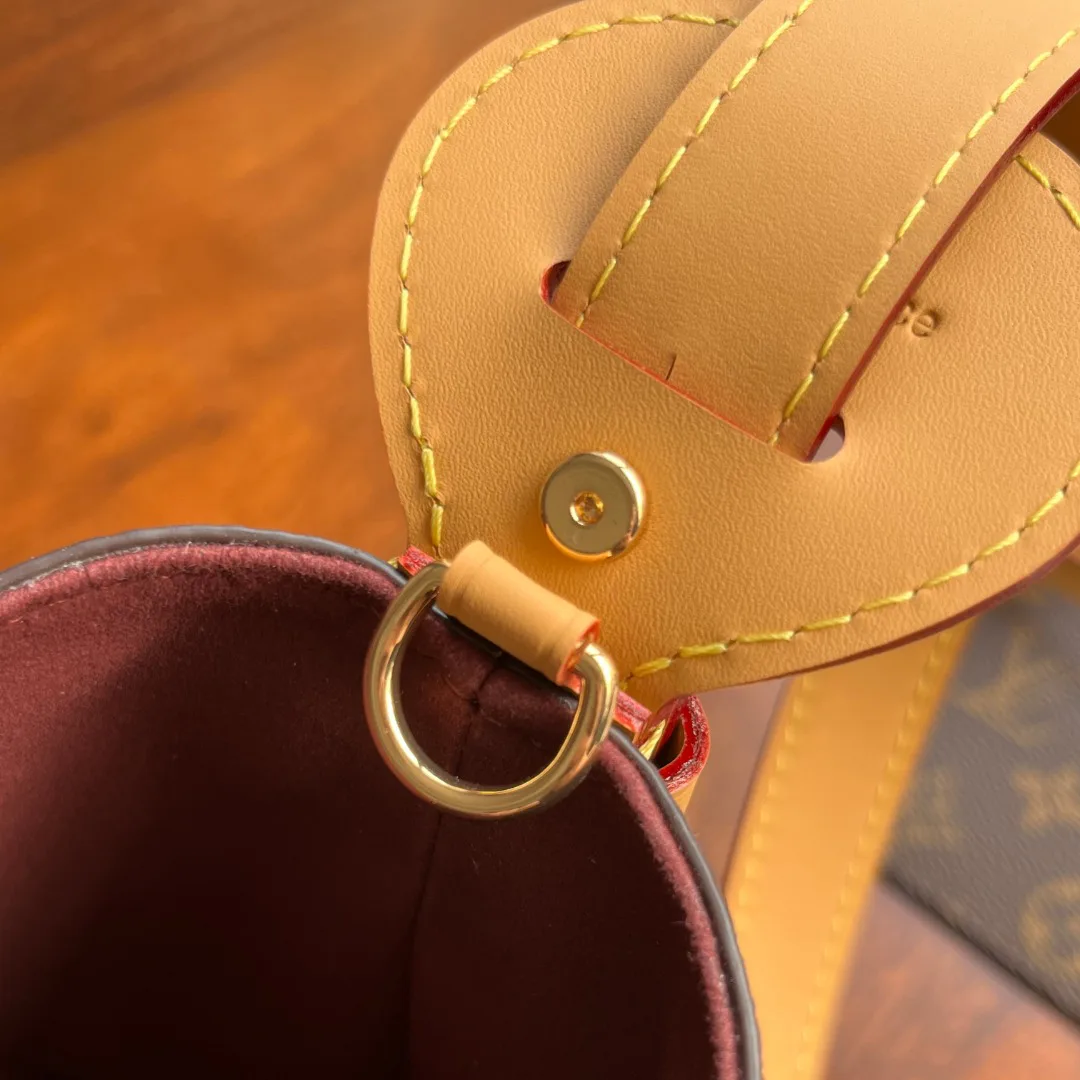Сумки На Ремне Женские Louis Vuitton 5511821