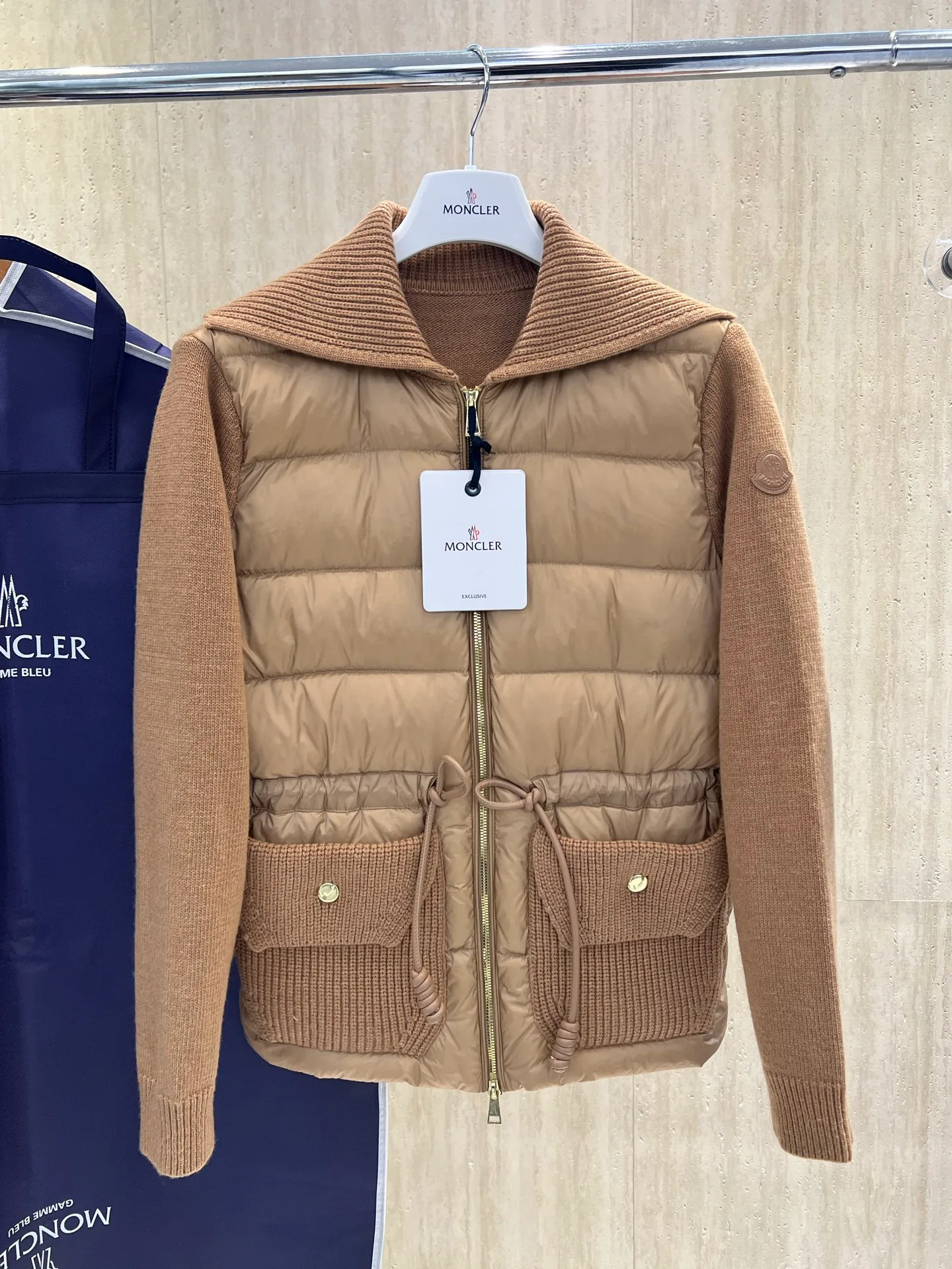 Джемперы И Свитеры Женские Moncler 18264475