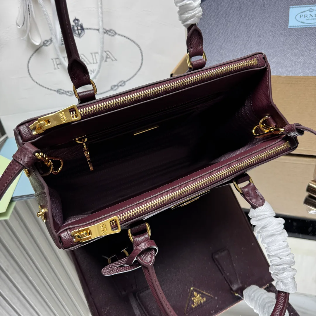 Классические Сумки Женские Prada 1878062