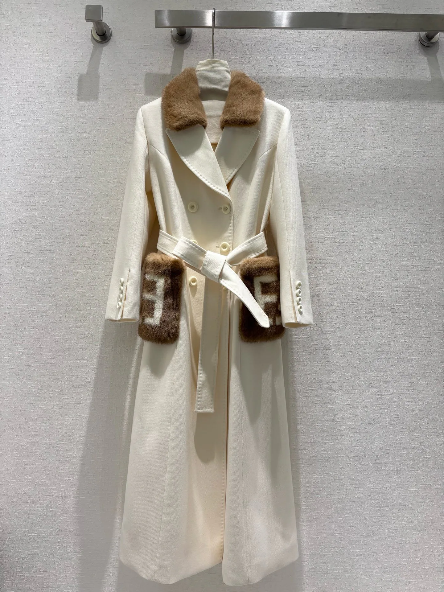 Пальто Женские Fendi 4551786