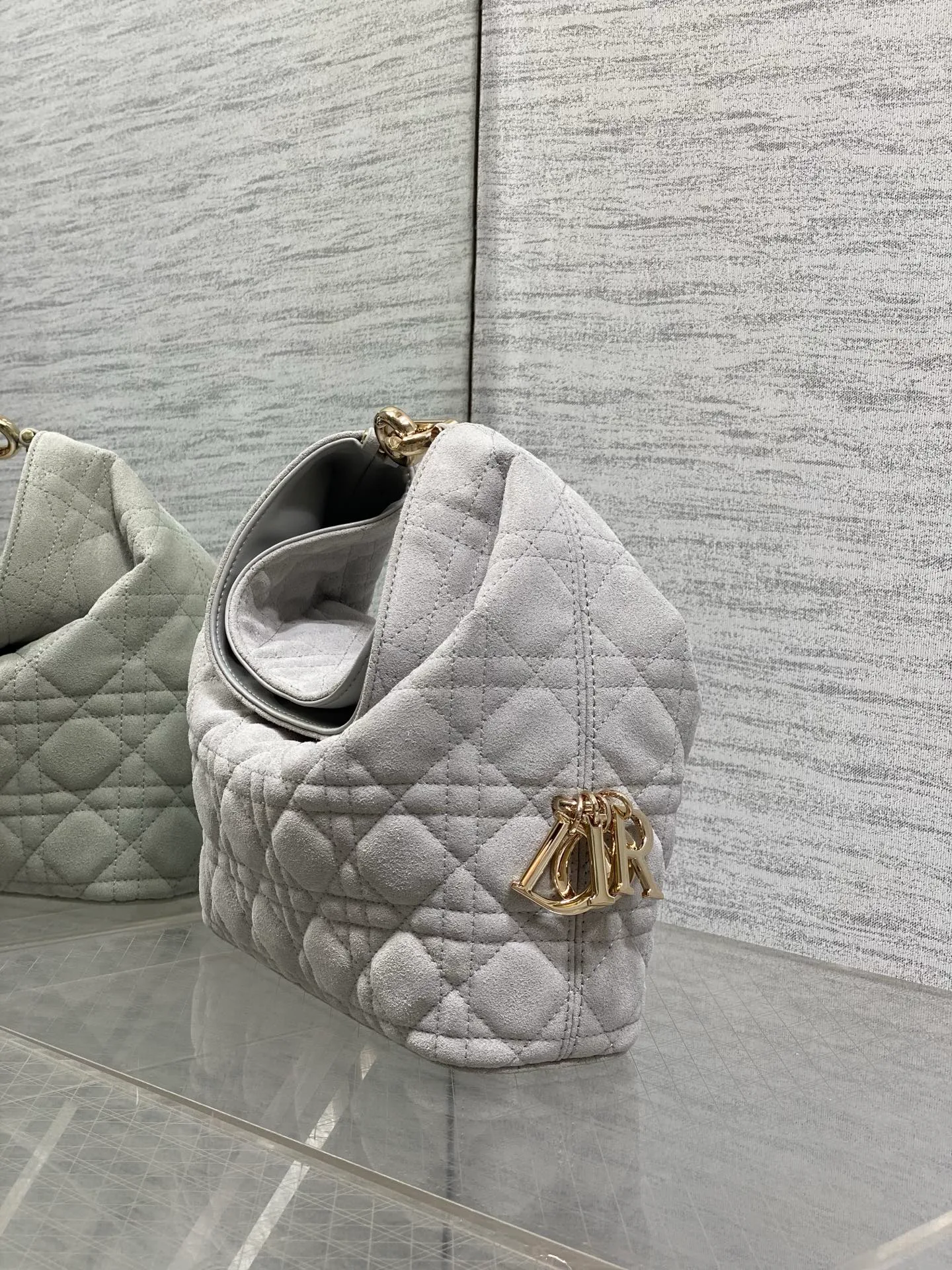 Классические Сумки Женские Christian Dior 18242100