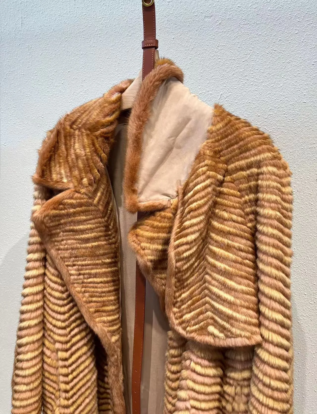 Шубы Женские Fendi 1867634