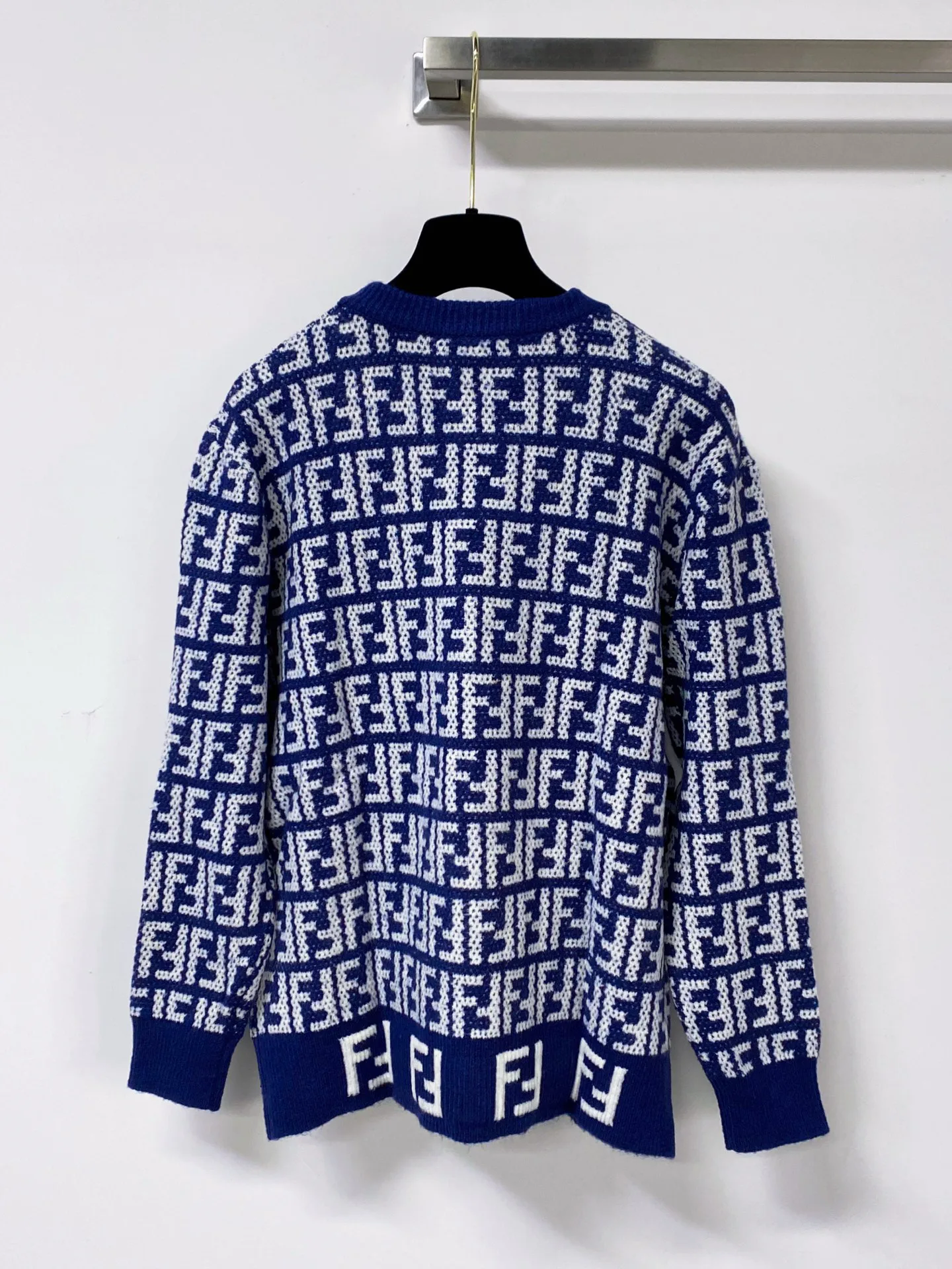 Джемперы И Свитеры Женские Fendi 18150714