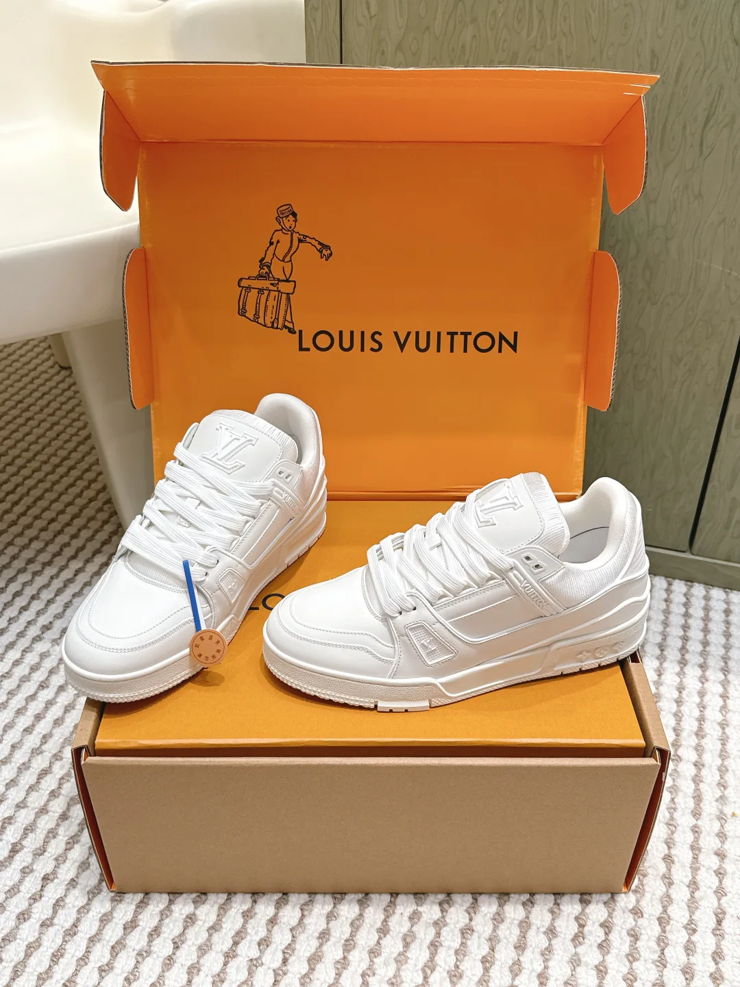 Кроссовки Женские Louis Vuitton 200701