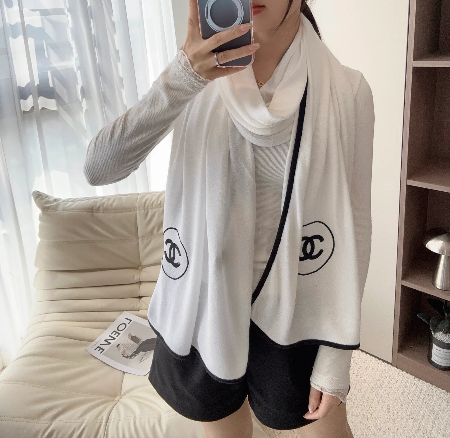 Шарфы Chanel 18675759