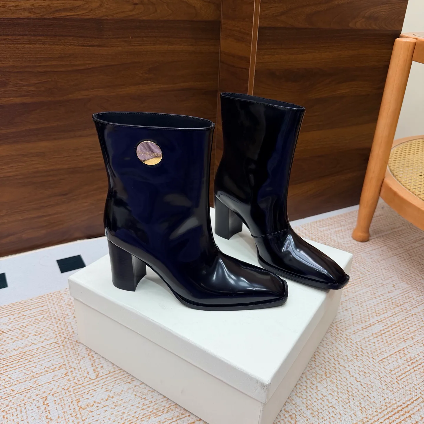 Ботильоны Женские Saint Laurent 18104628
