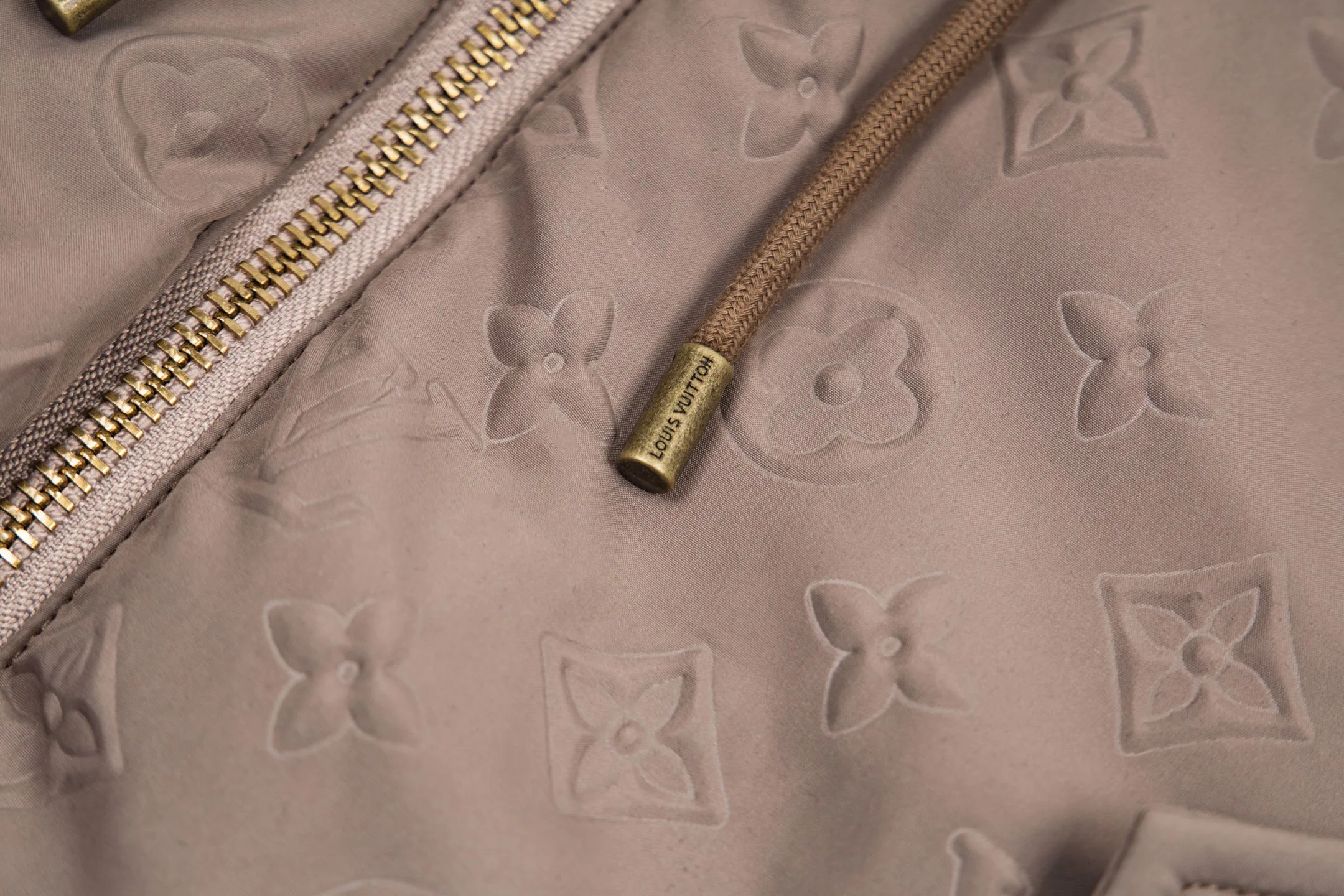 Куртки И Пуховики Мужские Louis Vuitton 492512