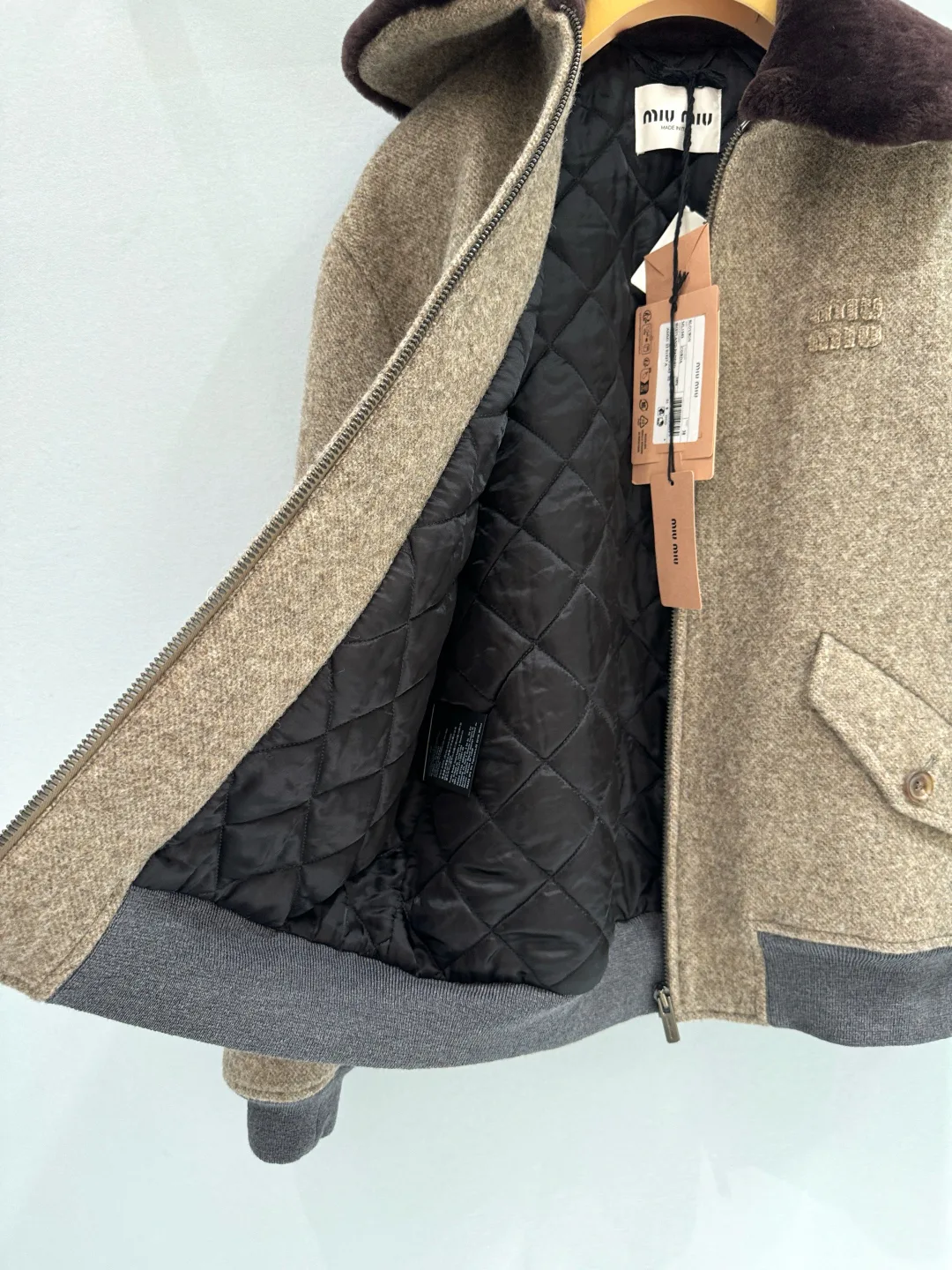 Куртки И Пуховики Женские Miu Miu 67482