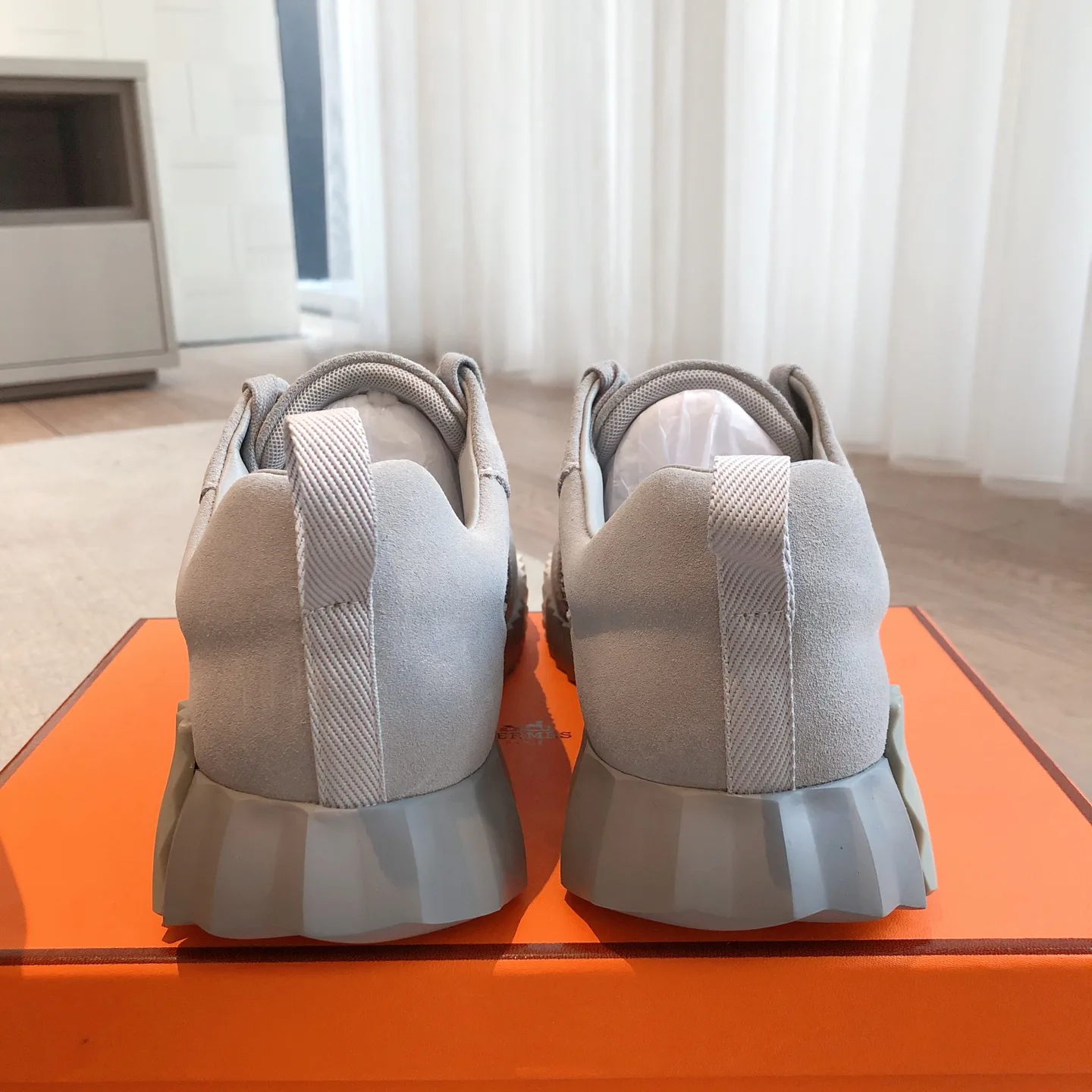 Кроссовки Женские Hermes 1154430