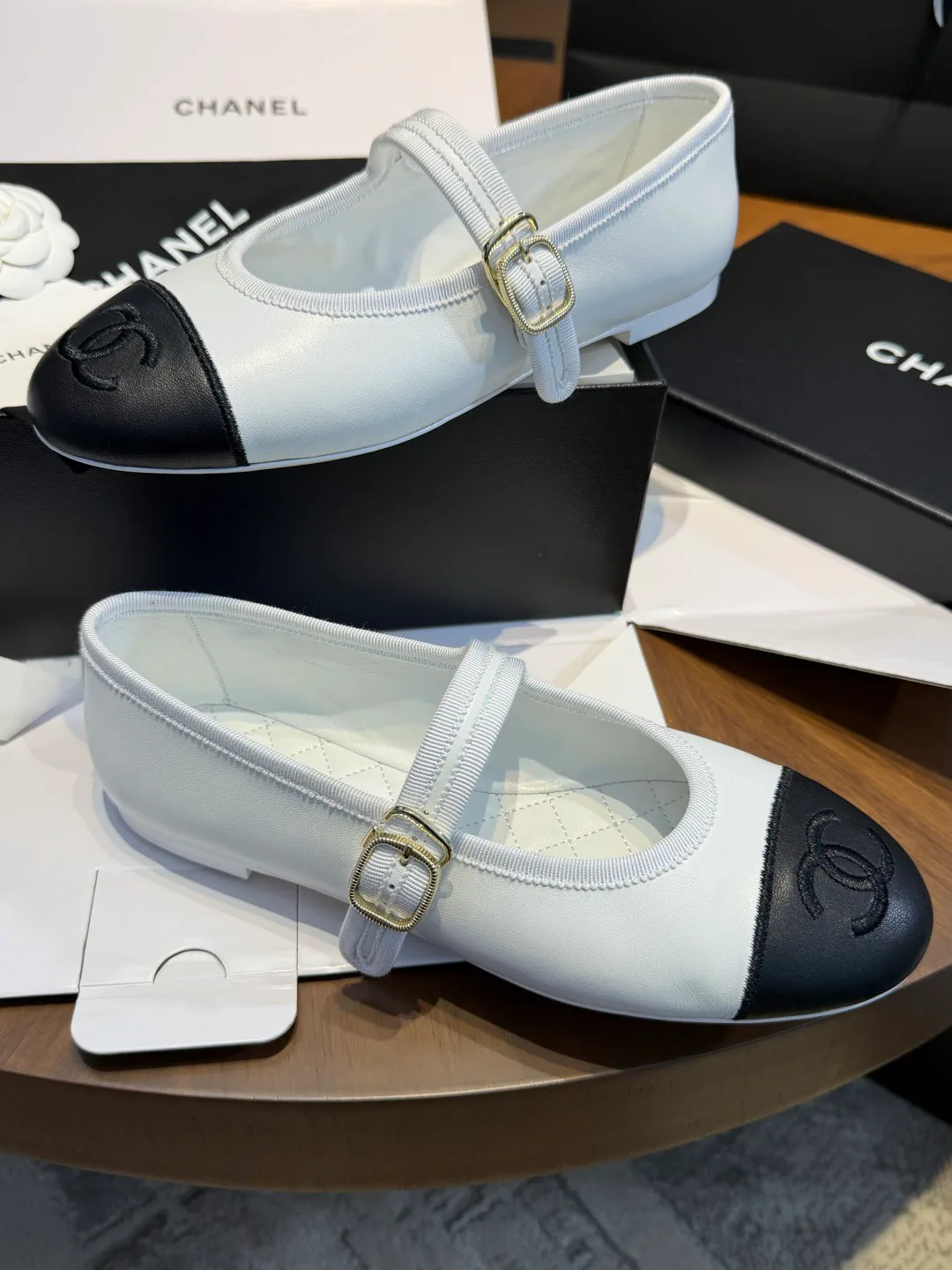 Туфли Женские Chanel 18566183