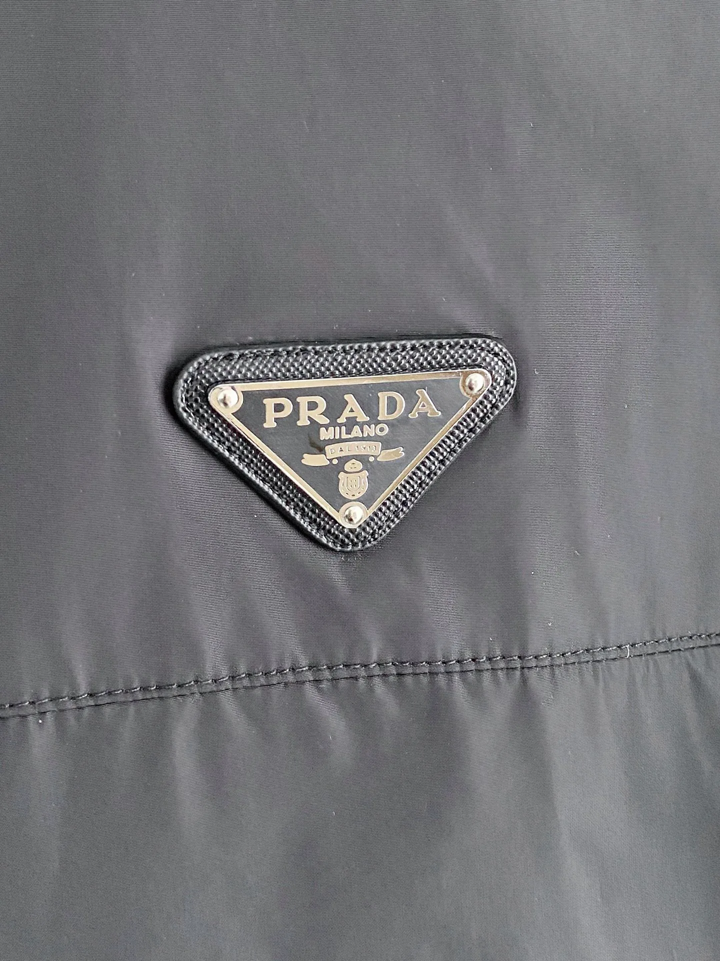 Куртки И Пуховики Женские Prada 18178789