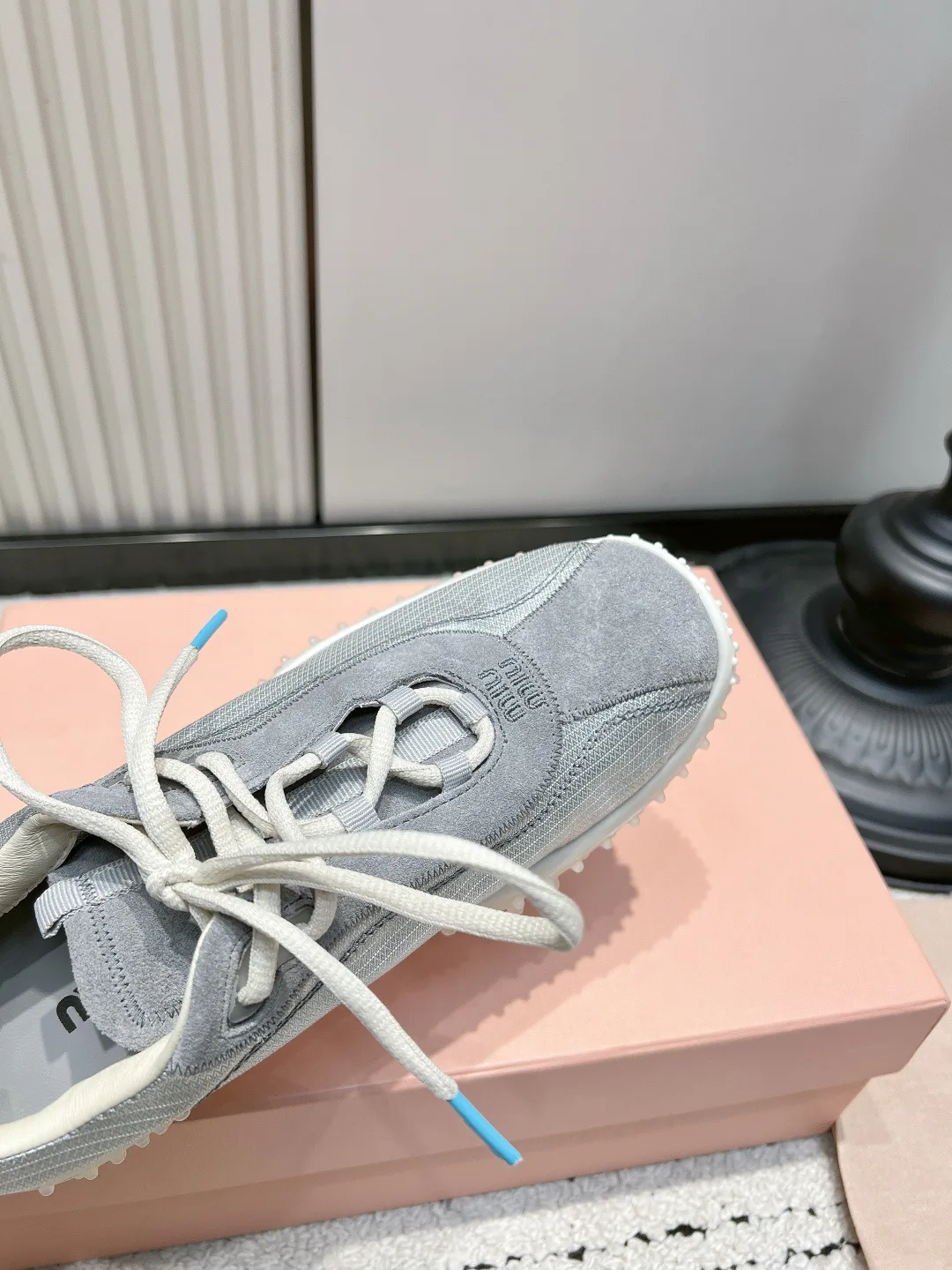 Кроссовки Женские Miu Miu 17578020