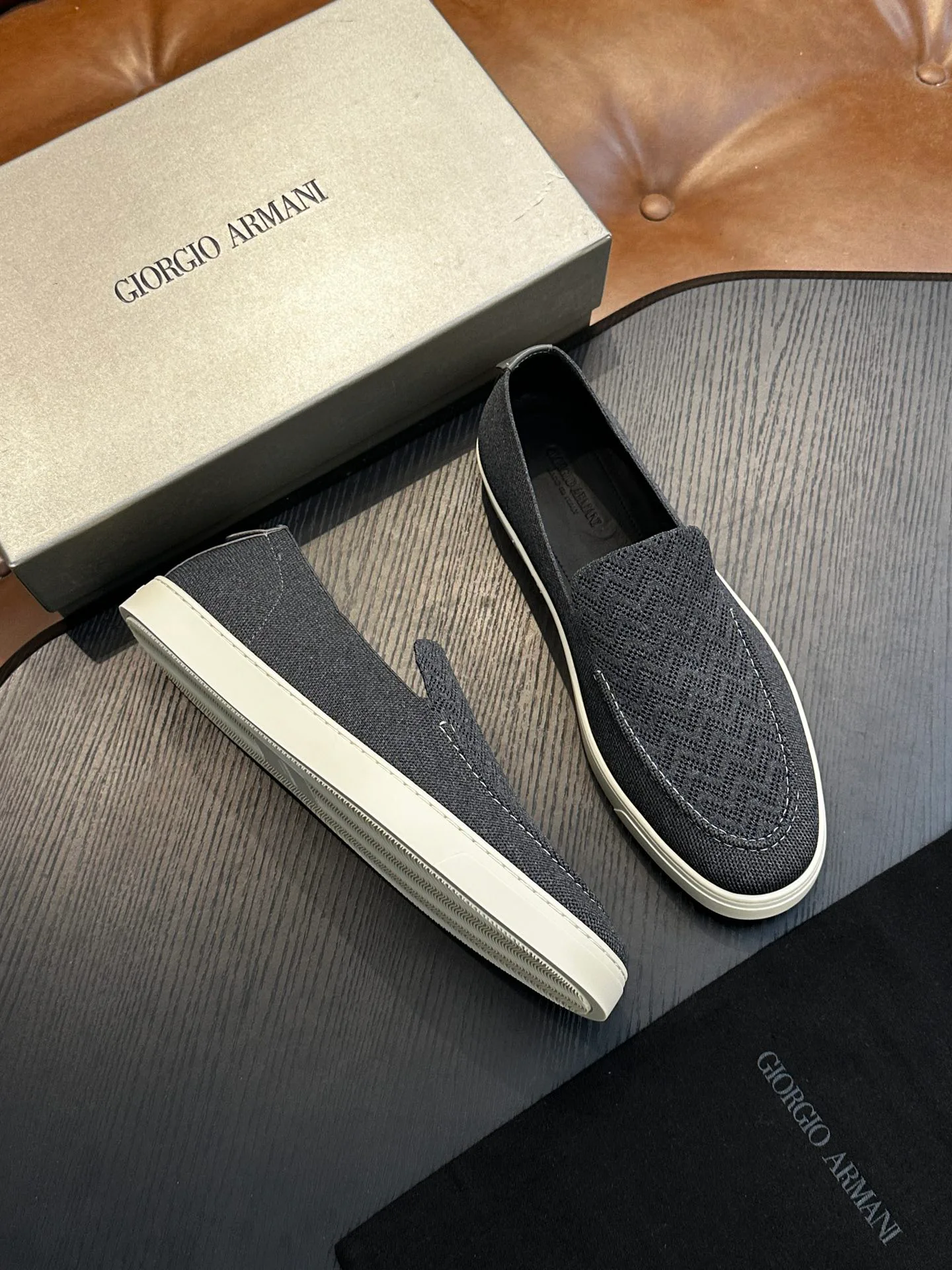 Лоферы И Туфли Мужские Armani 10490085