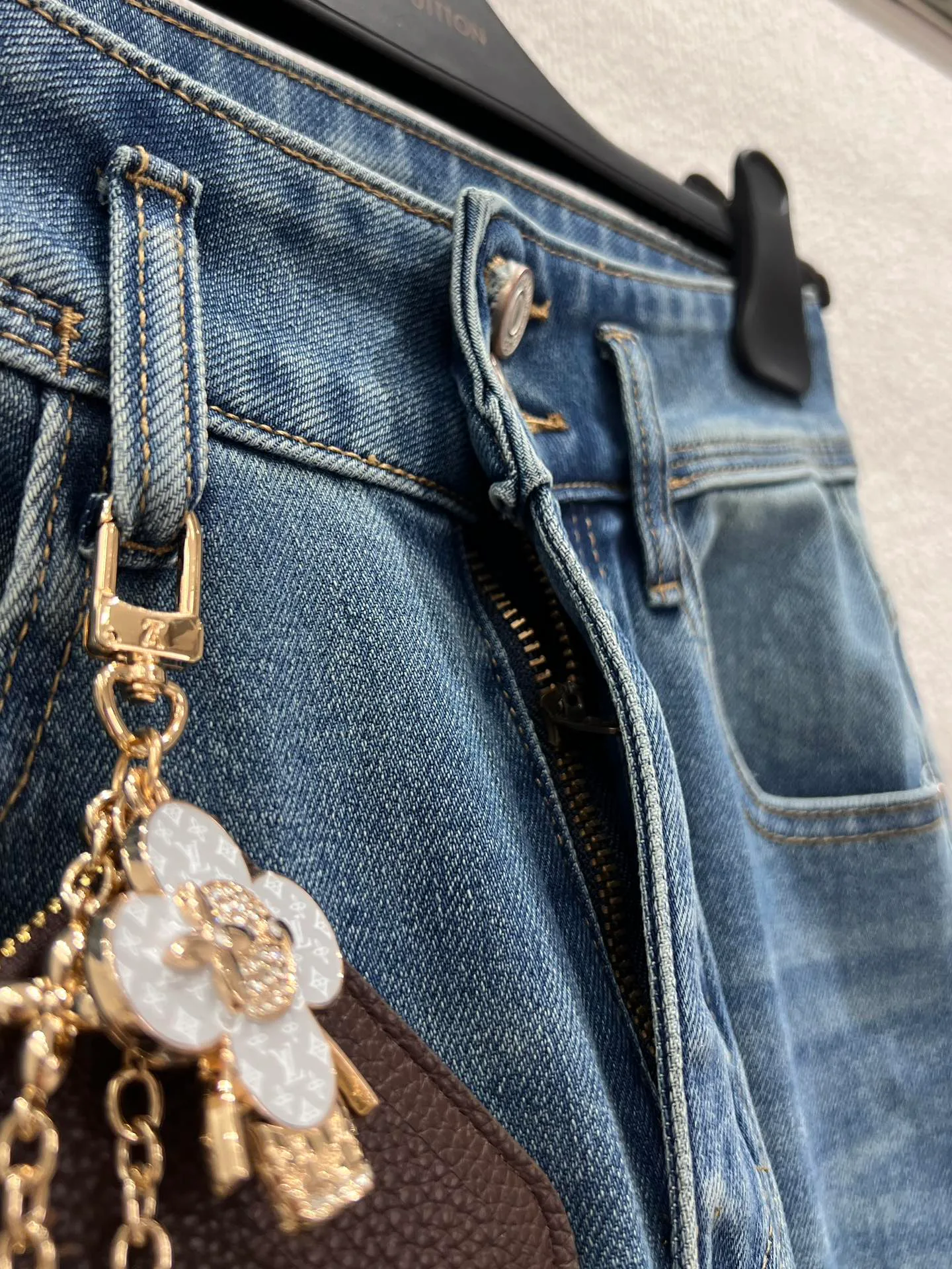Джинсы Женские Louis Vuitton 5595930