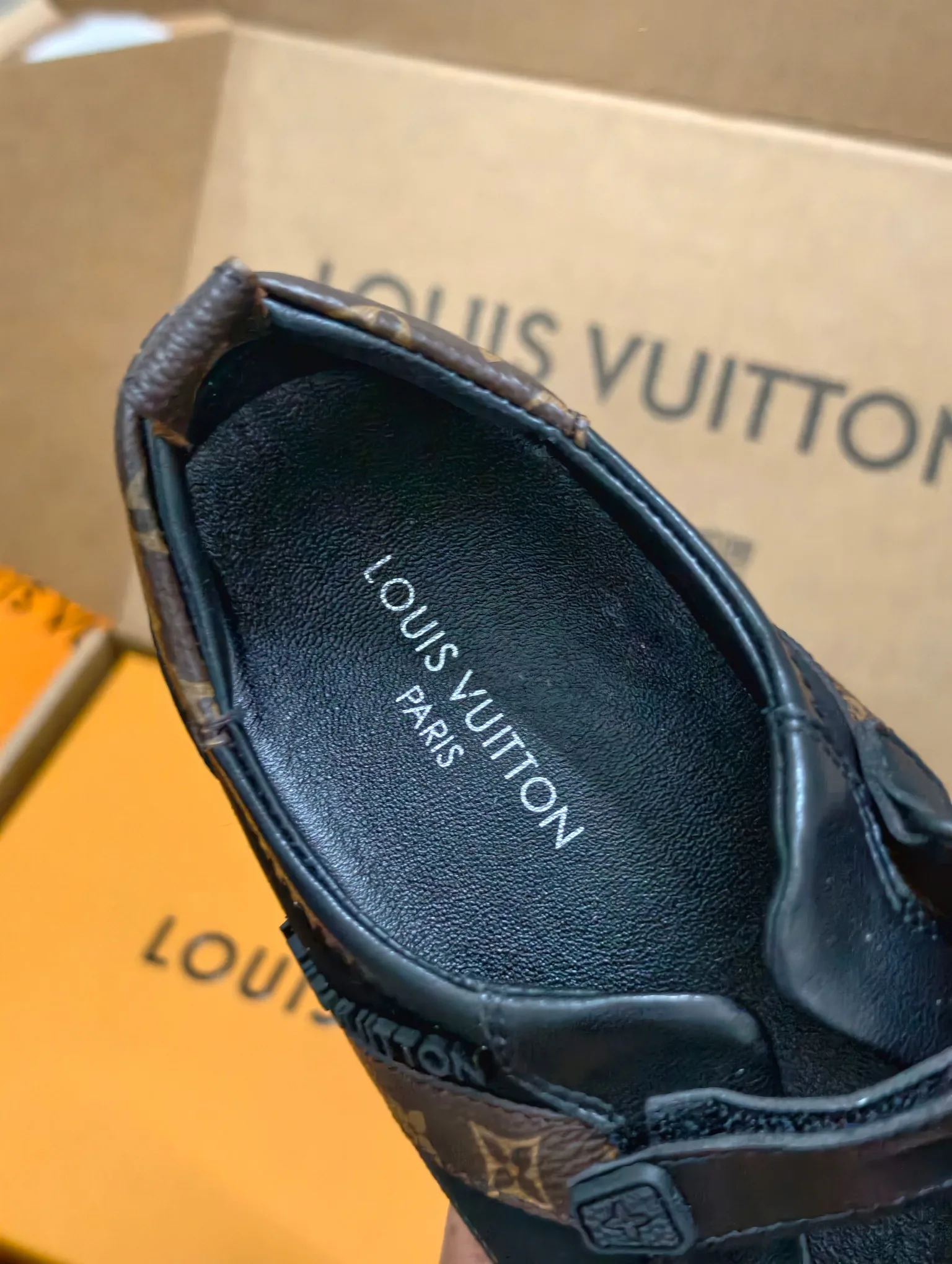 Балетки Женские Louis Vuitton 11087697