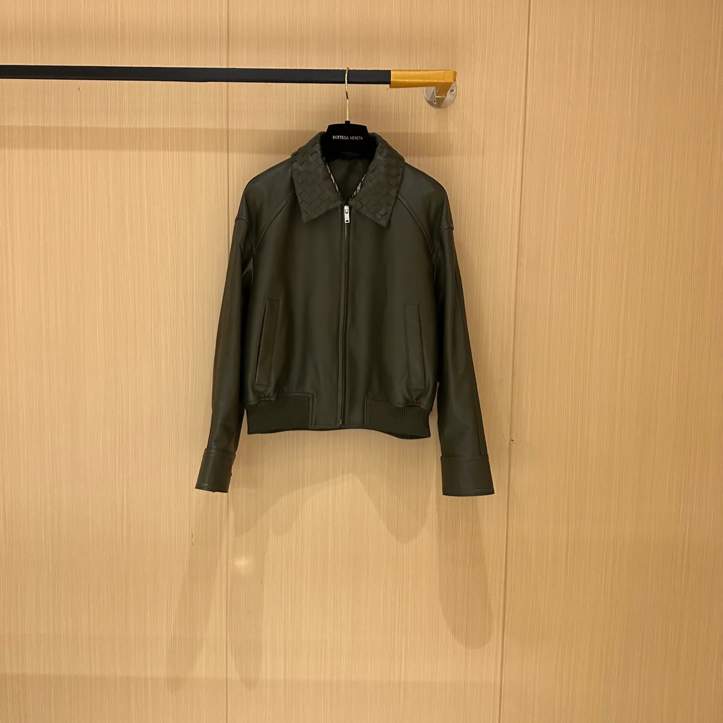 Куртки И Пуховики Женские Bottega Veneta 9224487