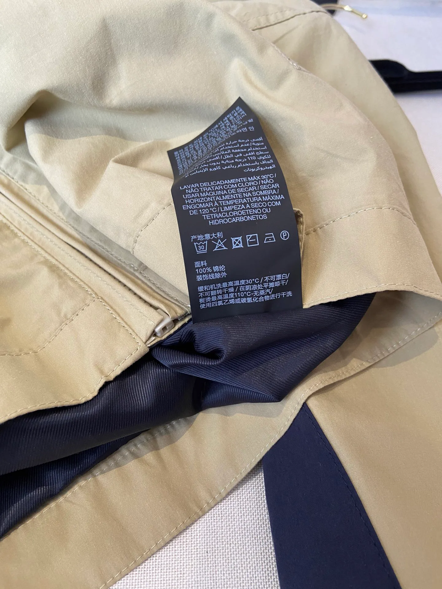 Куртки И Пуховики Женские Saint Laurent 18497050
