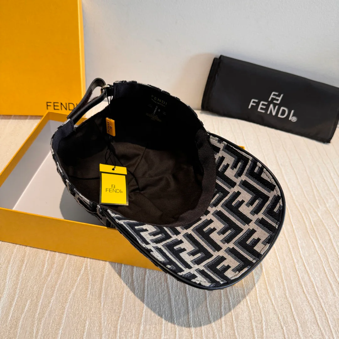 Головные Уборы Fendi 11055549