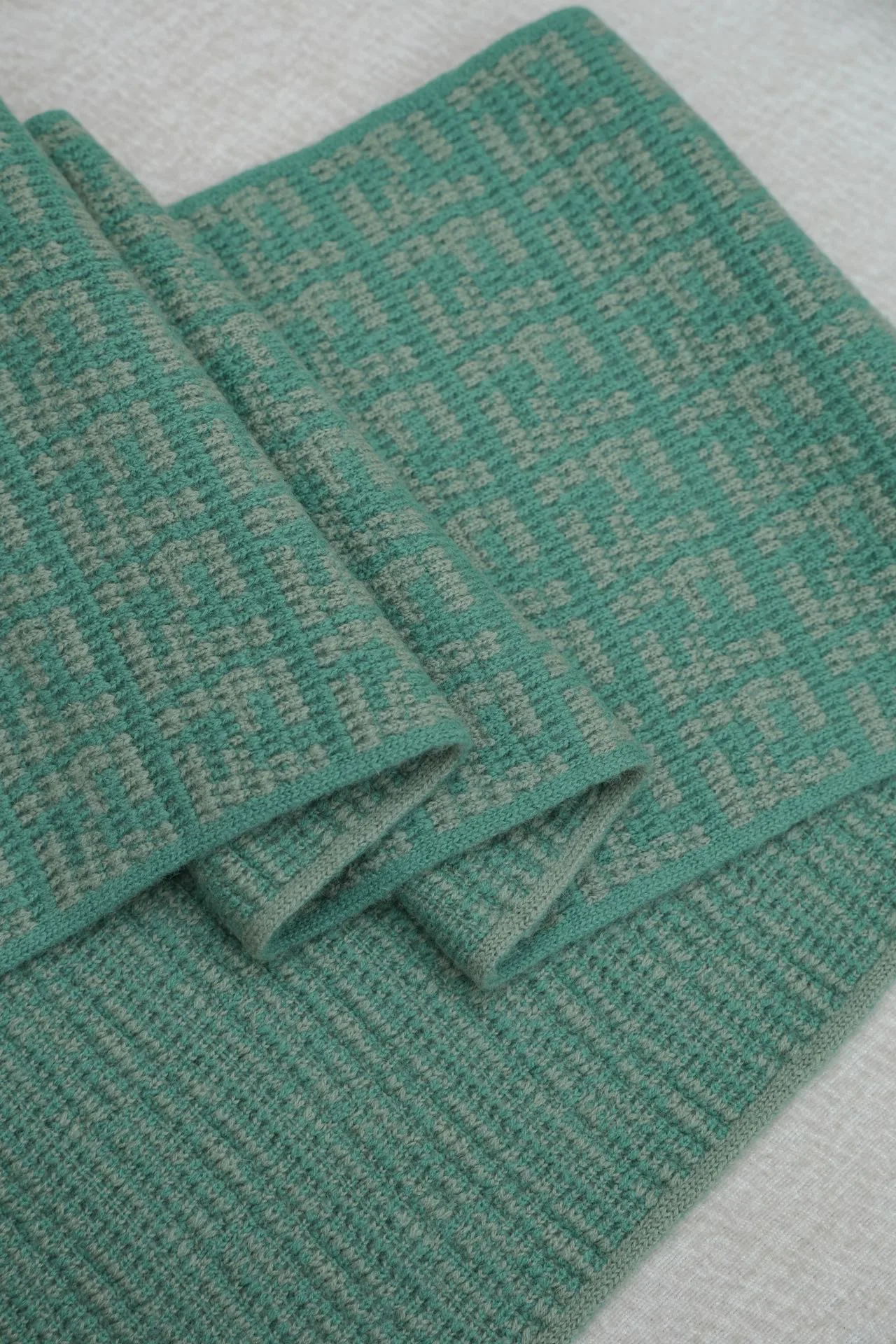 Шарфы Fendi 1255660